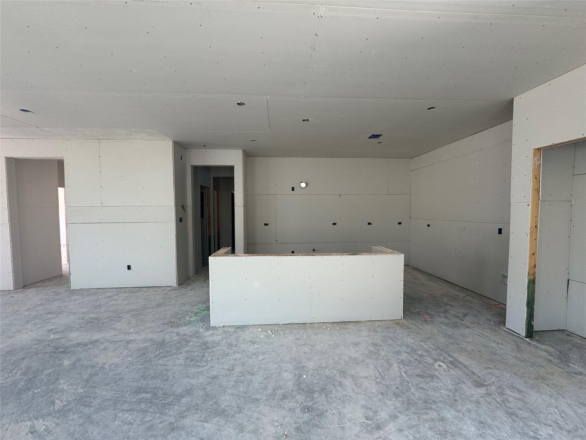 Image 7 of 21 For 3717 Pin Oak Hills