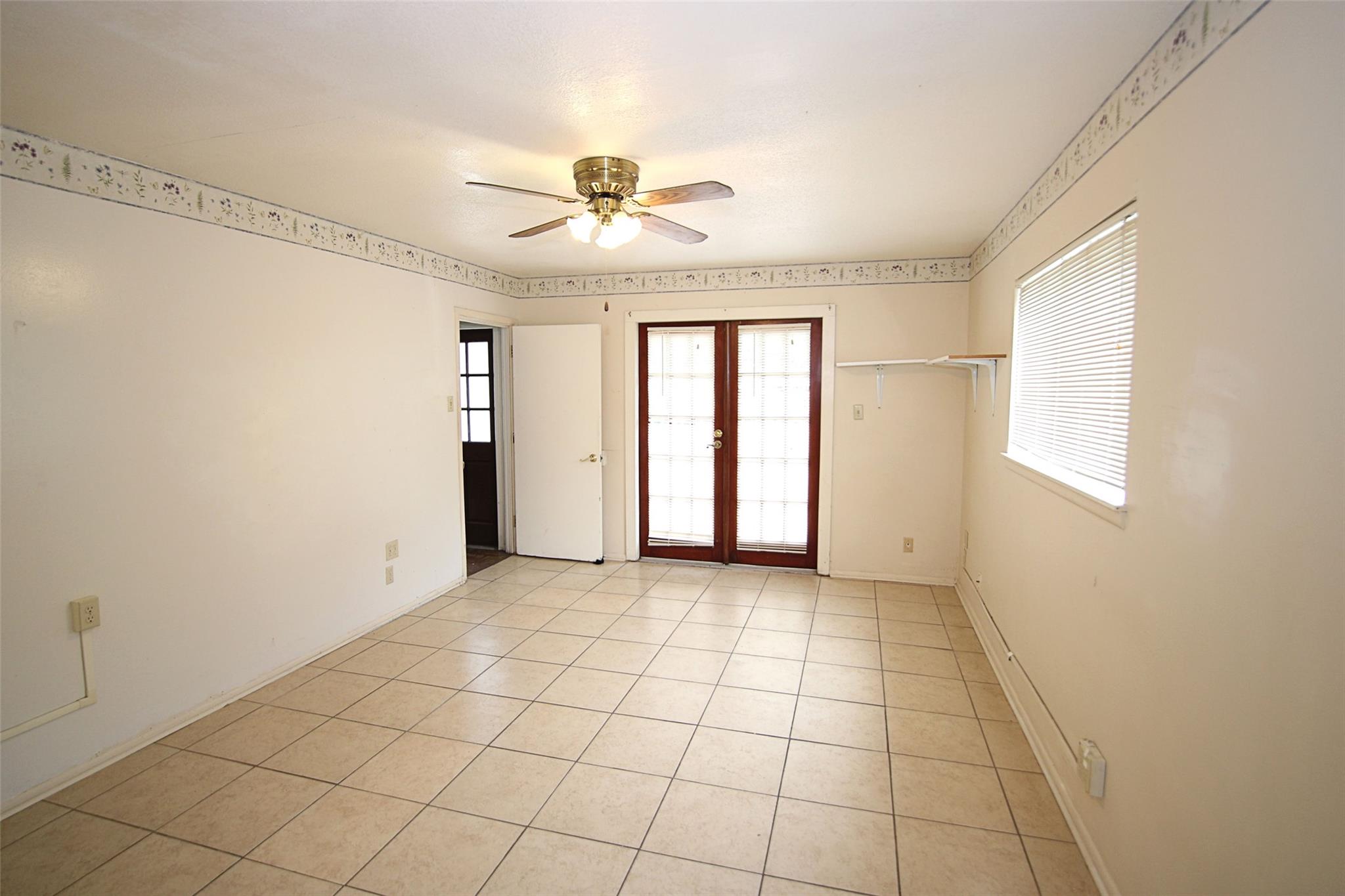 Image 14 of 40 For 11619 Intrigue Dr