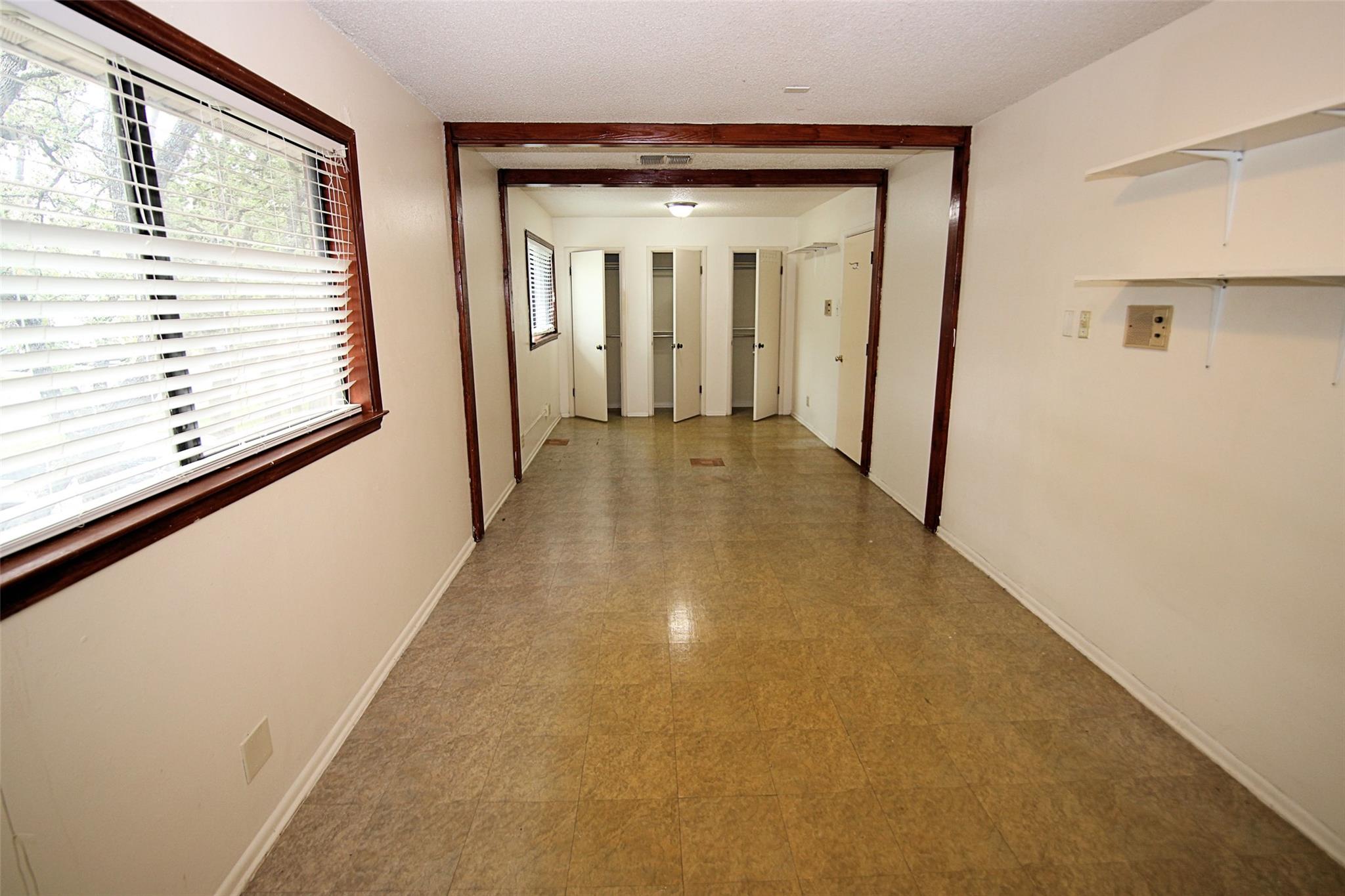 Image 23 of 40 For 11619 Intrigue Dr