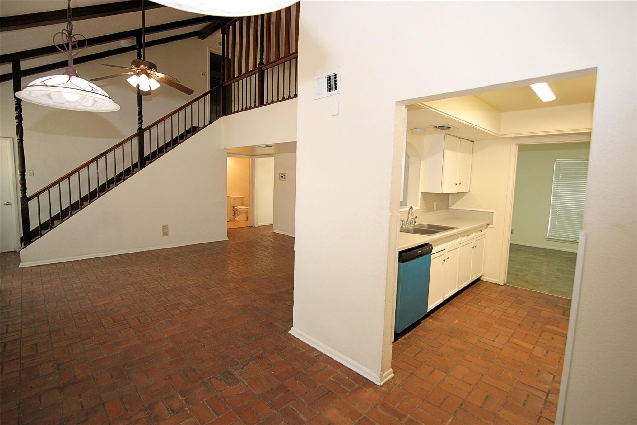 Image 5 of 40 For 11619 Intrigue Dr