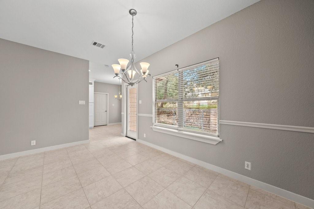Image 10 of 26 For 1735 Lake Bluff