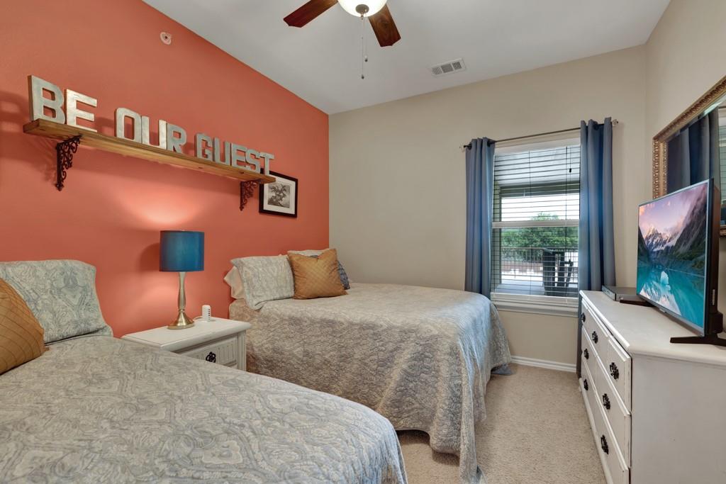 Image 13 of 39 For 540 River Run 305