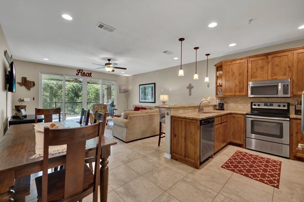 Image 2 of 39 For 540 River Run 305