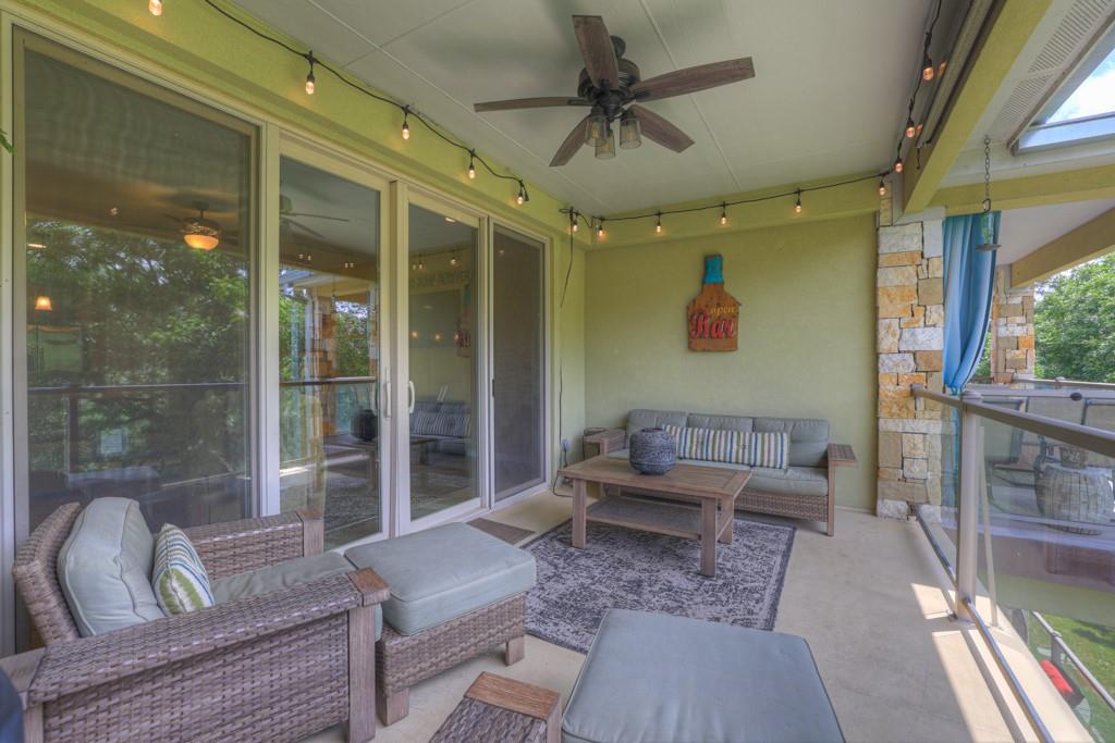 Image 20 of 39 For 540 River Run 305