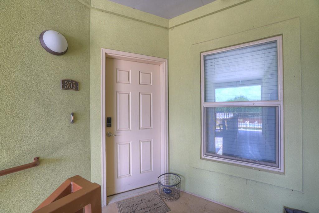 Image 25 of 39 For 540 River Run 305