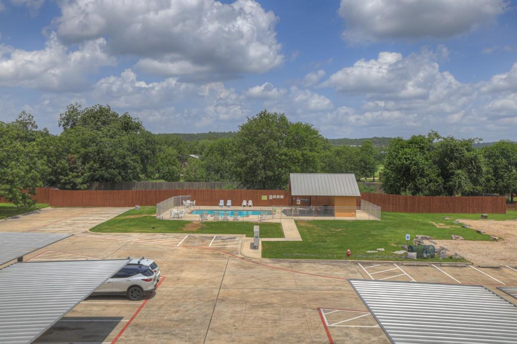 Image 26 of 39 For 540 River Run 305