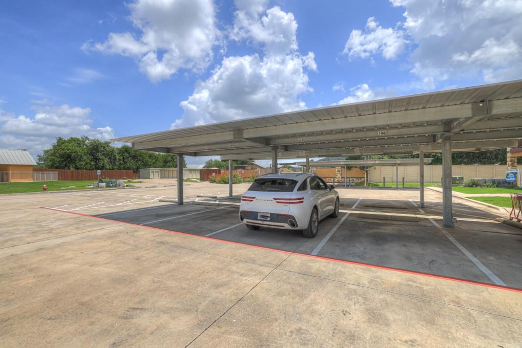 Image 32 of 39 For 540 River Run 305