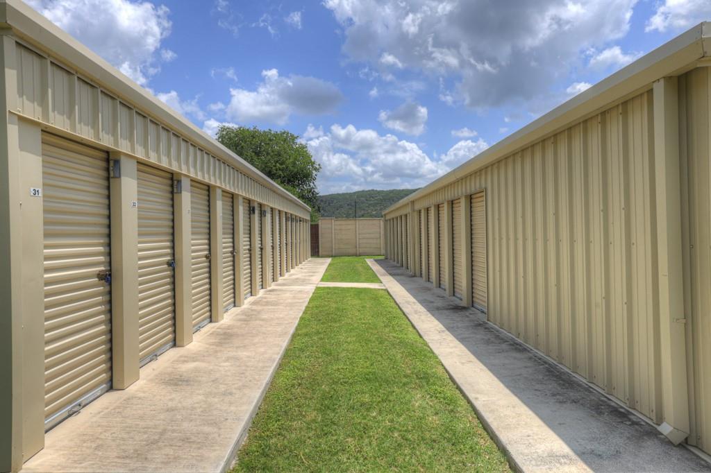 Image 33 of 39 For 540 River Run 305