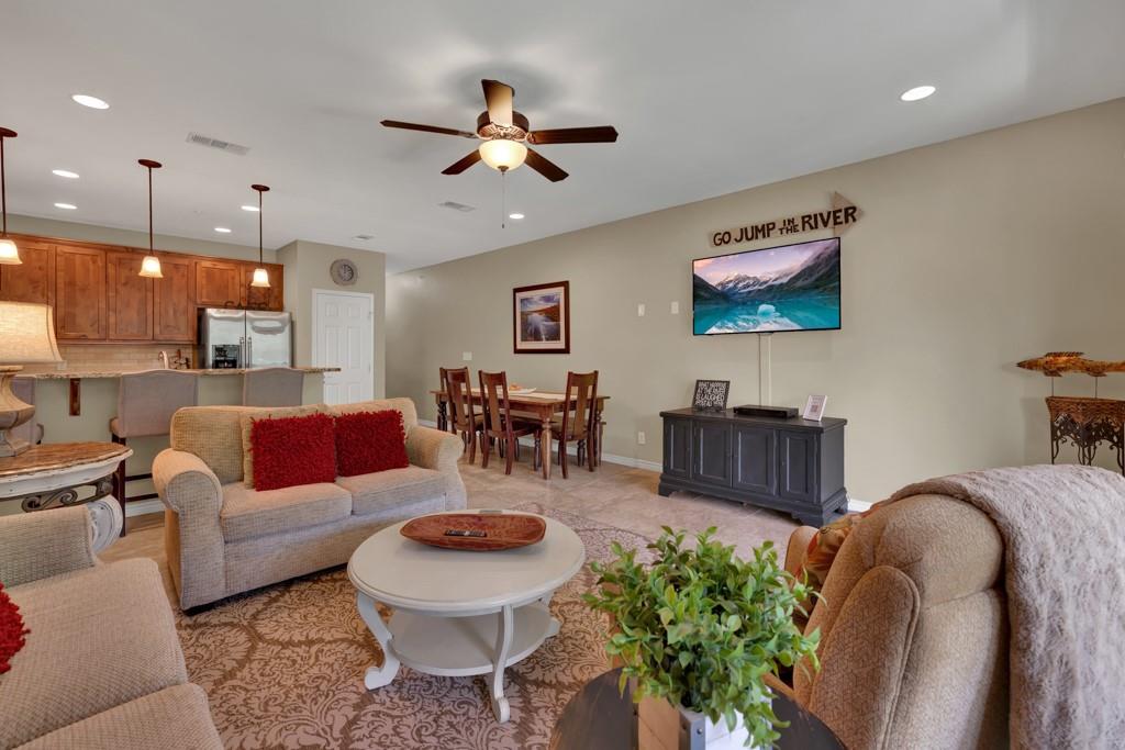 Image 8 of 39 For 540 River Run 305