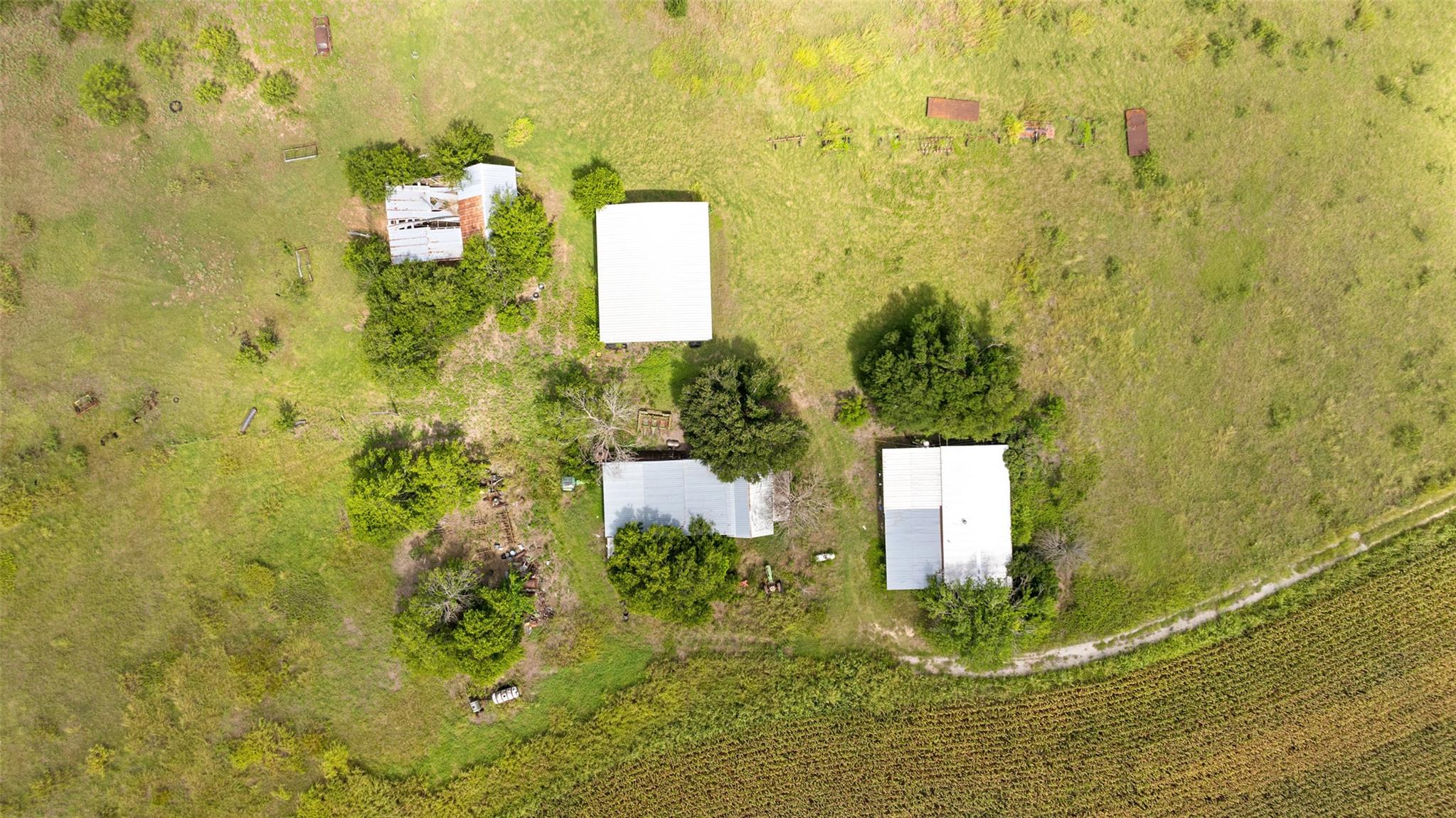 Image 15 of 16 For 14101 Manda Rd