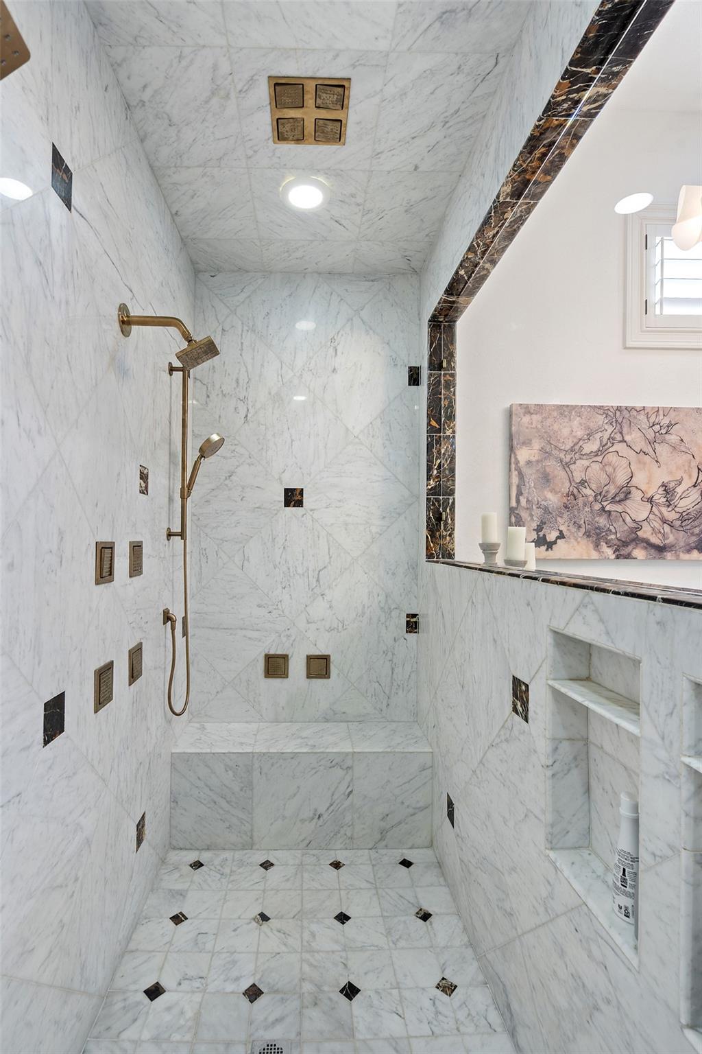 Image 18 of 39 For 1216 Travis Bluff Way