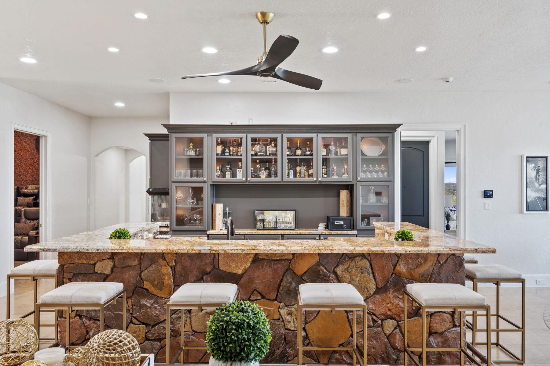 Image 22 of 39 For 1216 Travis Bluff Way