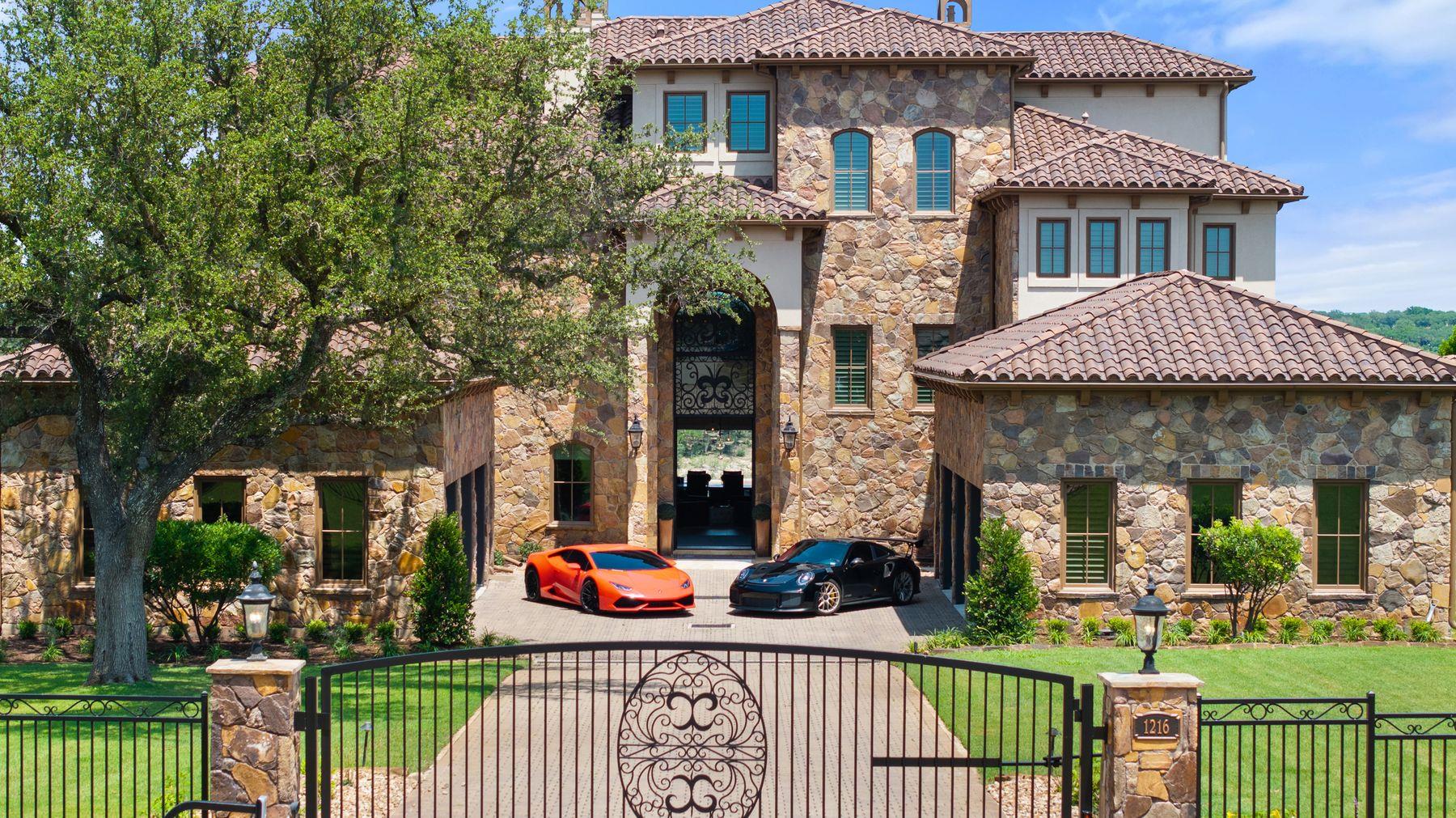 Image 3 of 39 For 1216 Travis Bluff Way