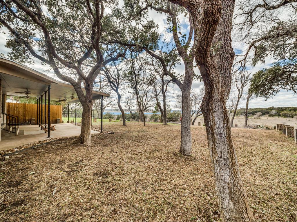 Image 22 of 40 For 620 Lake Island Dr