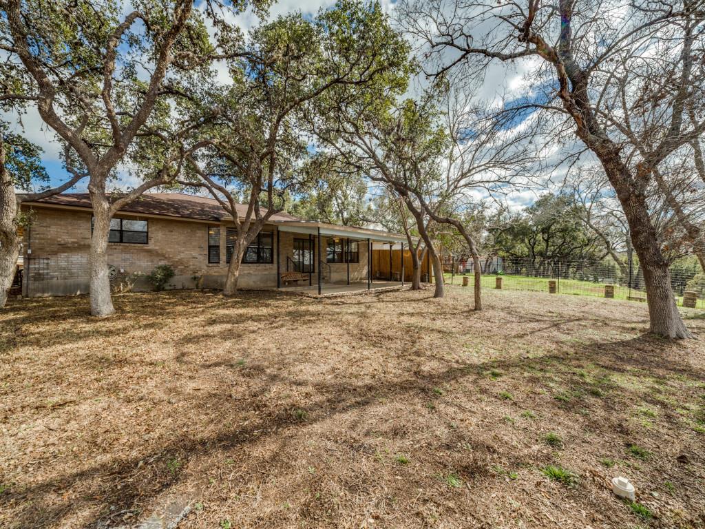 Image 23 of 40 For 620 Lake Island Dr
