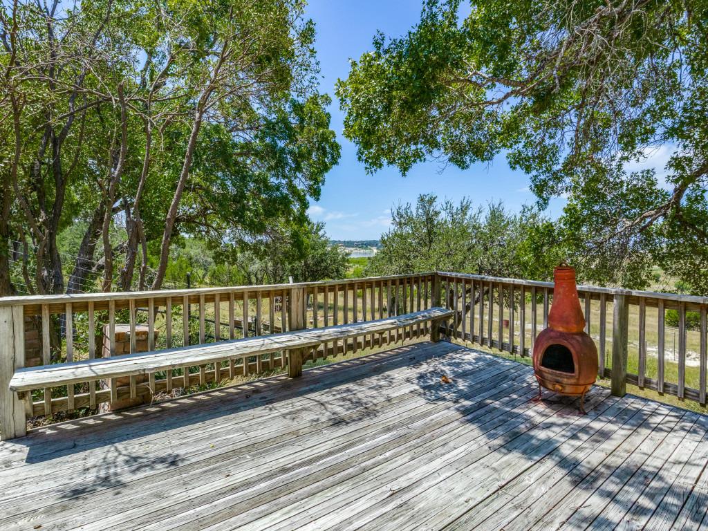 Image 33 of 40 For 620 Lake Island Dr