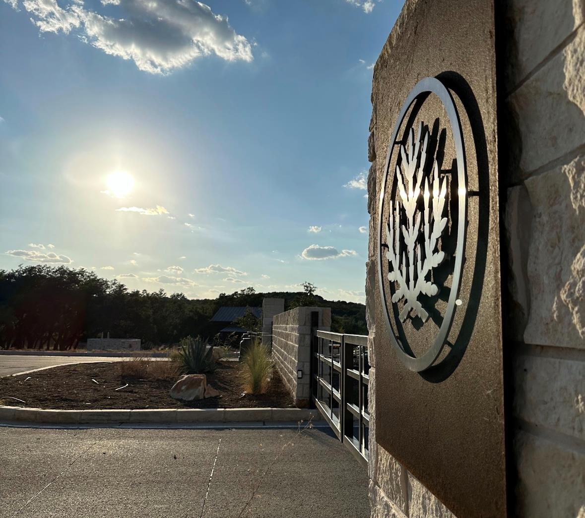 Image 4 of 16 For Lot 10 - 12.6 Acres - Round Mountain Reserve Dr