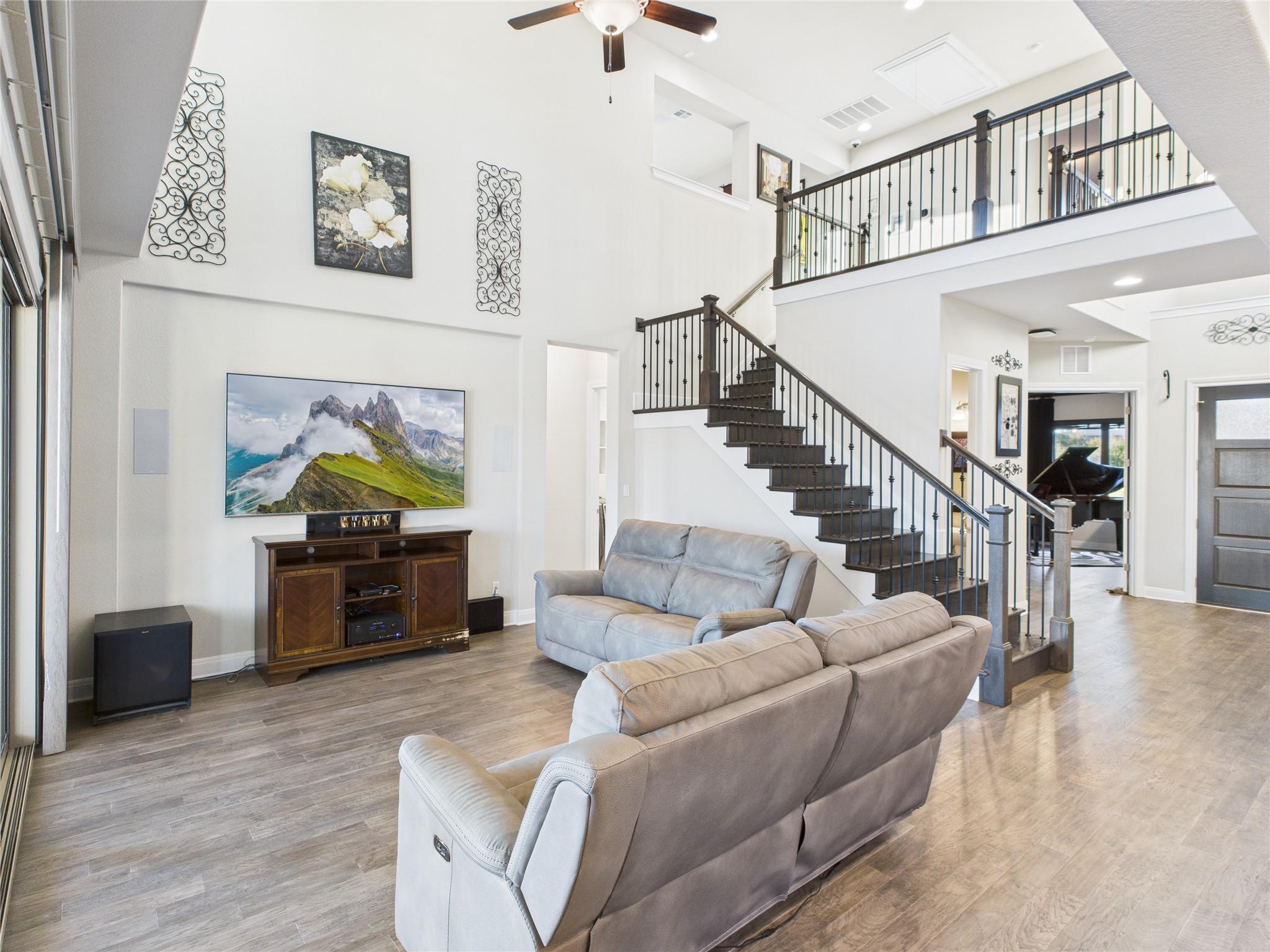 Image 13 of 39 For 125 Frogfruit Way