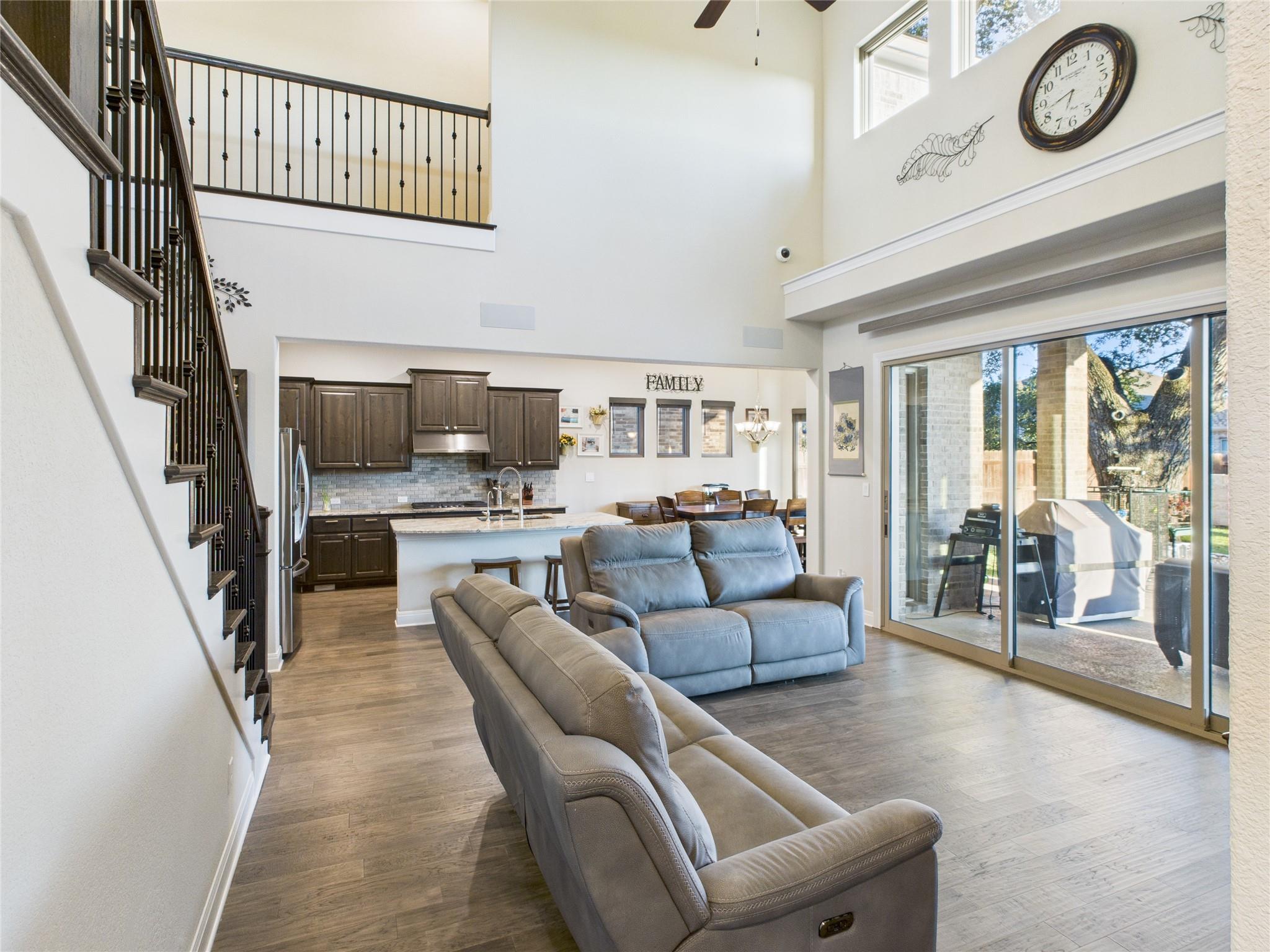 Image 15 of 39 For 125 Frogfruit Way