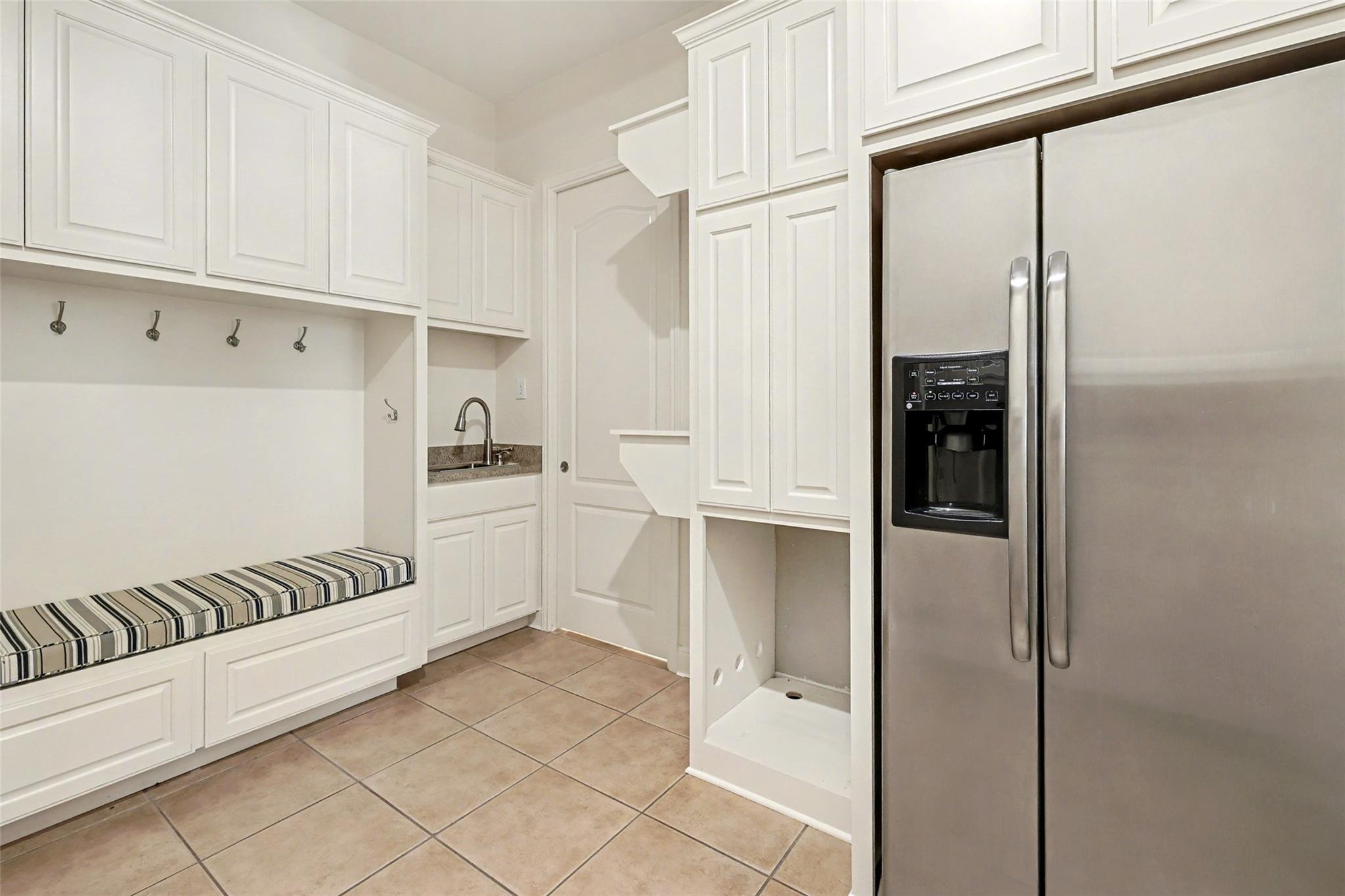 Image 19 of 40 For 10201 Loxley Ln