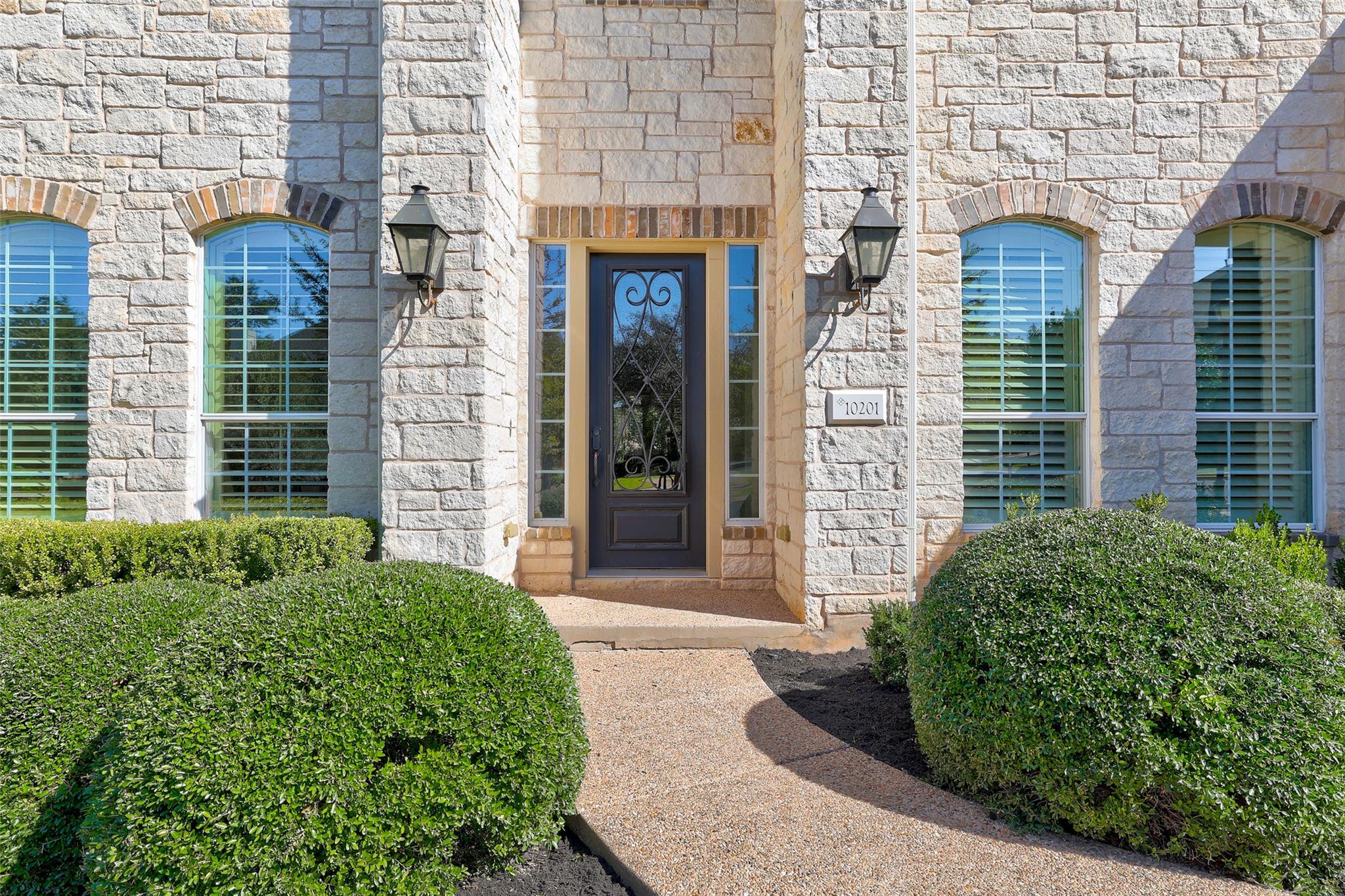 Image 2 of 40 For 10201 Loxley Ln