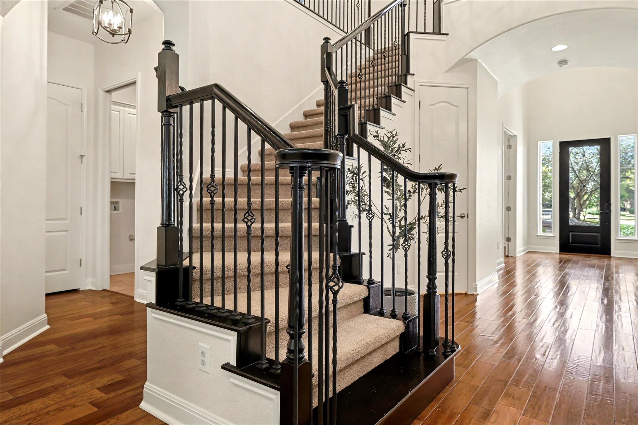 Image 21 of 40 For 10201 Loxley Ln