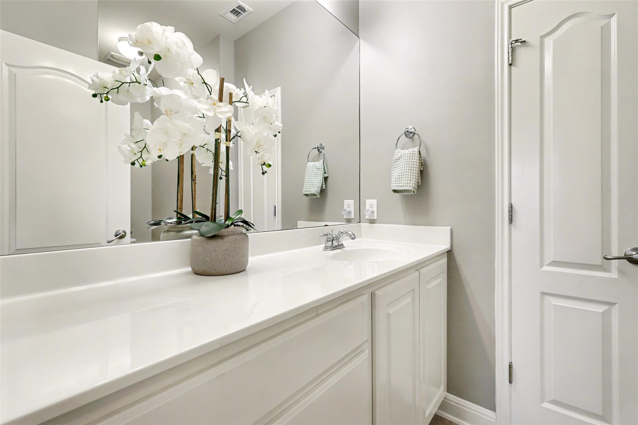 Image 31 of 40 For 10201 Loxley Ln