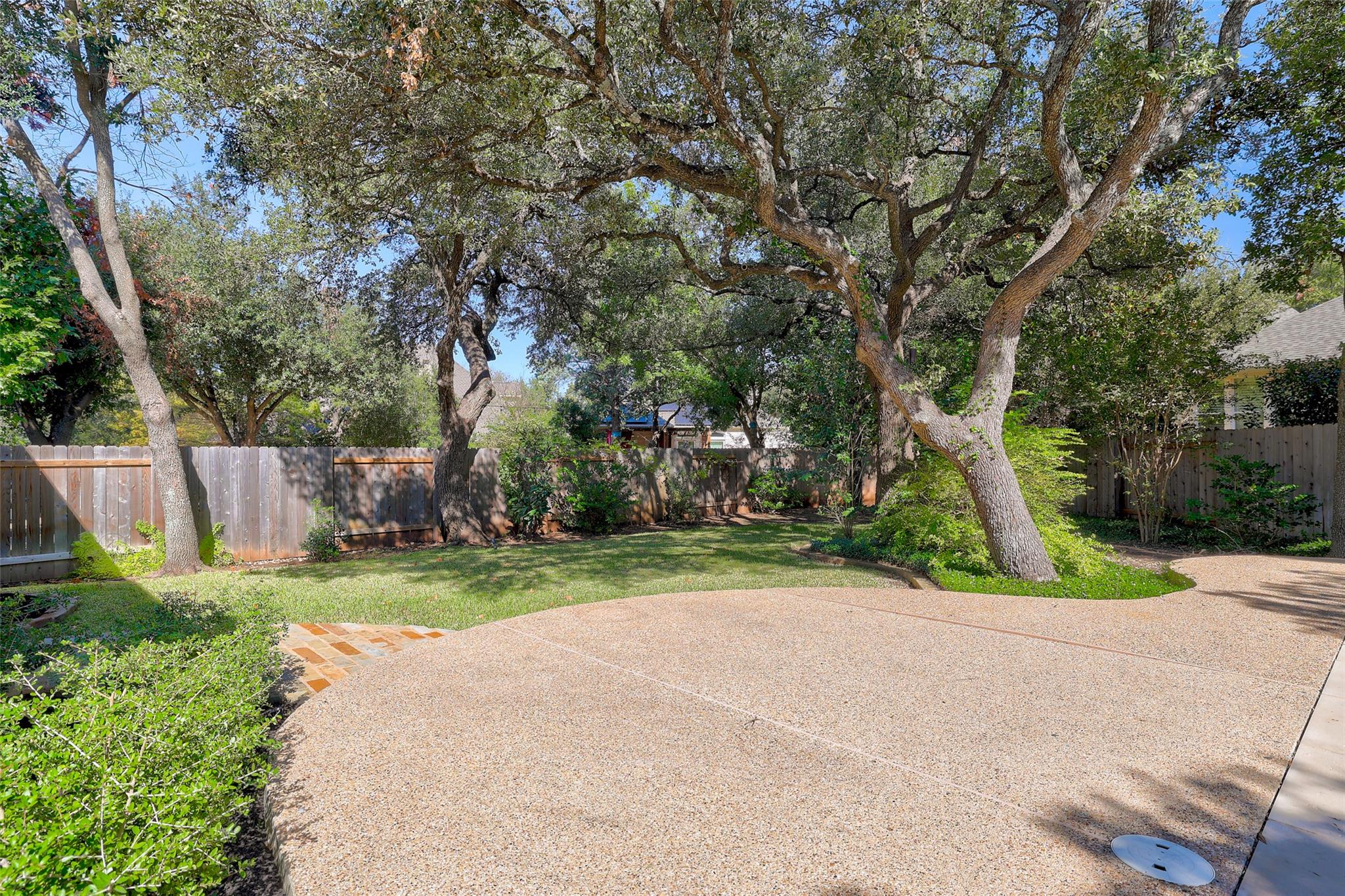 Image 39 of 40 For 10201 Loxley Ln