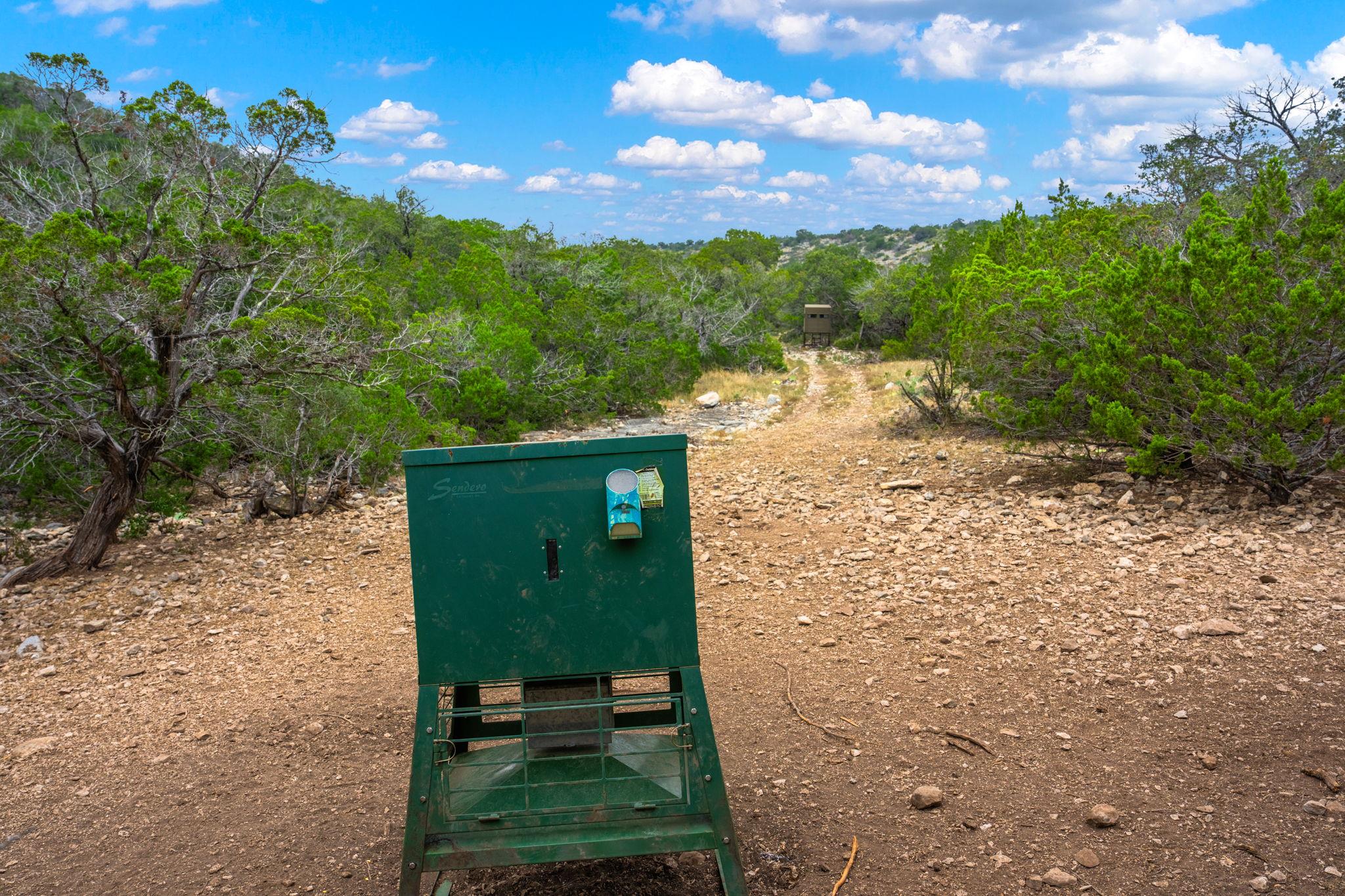 Image 14 of 37 For 13812 High Lonesome Rd