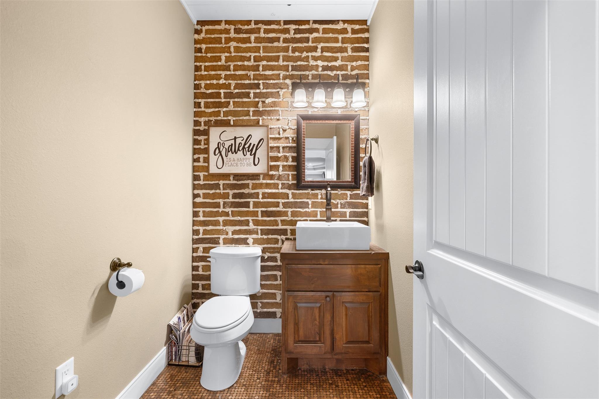 Image 21 of 40 For 2232 Fm 975  