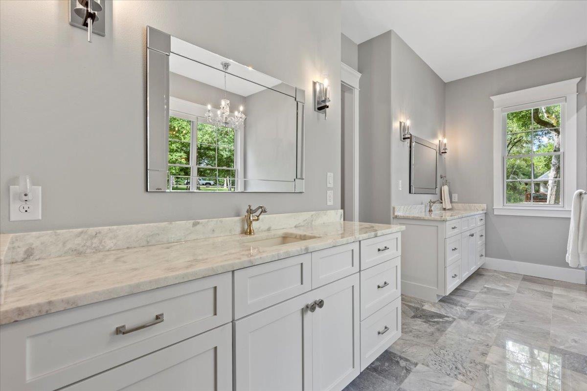 Image 16 of 39 For 1307 Fm 969  