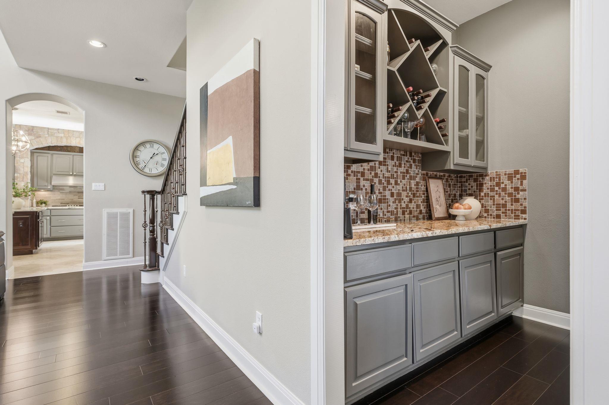 Image 12 of 40 For 9808 Tree Bend Cv