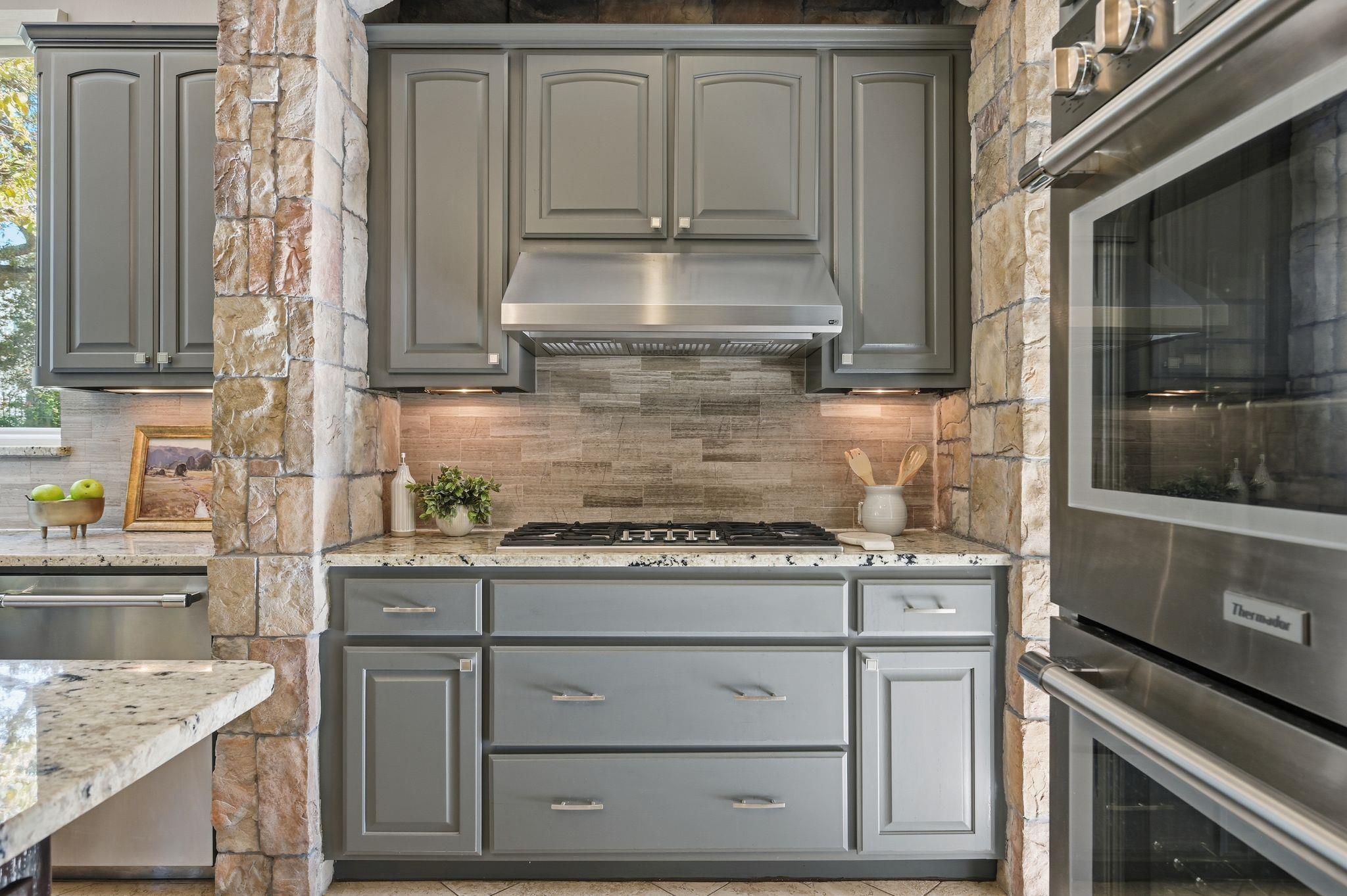 Image 17 of 40 For 9808 Tree Bend Cv