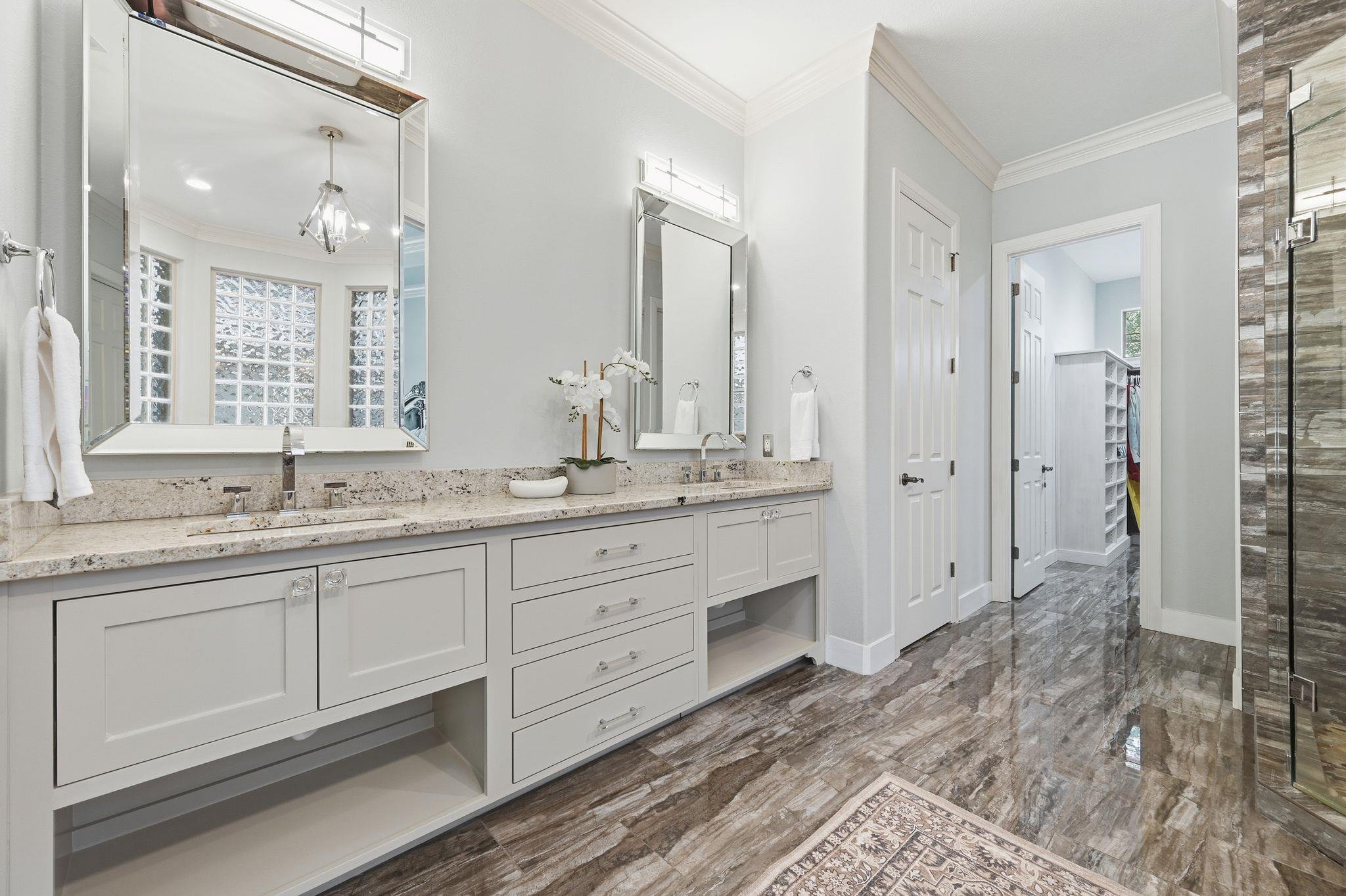 Image 25 of 40 For 9808 Tree Bend Cv