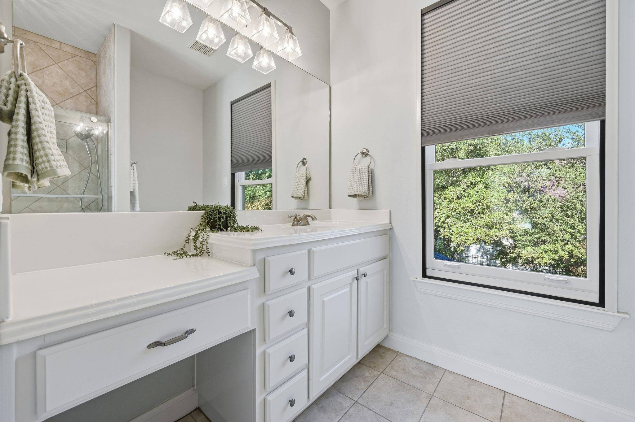 Image 32 of 40 For 9808 Tree Bend Cv