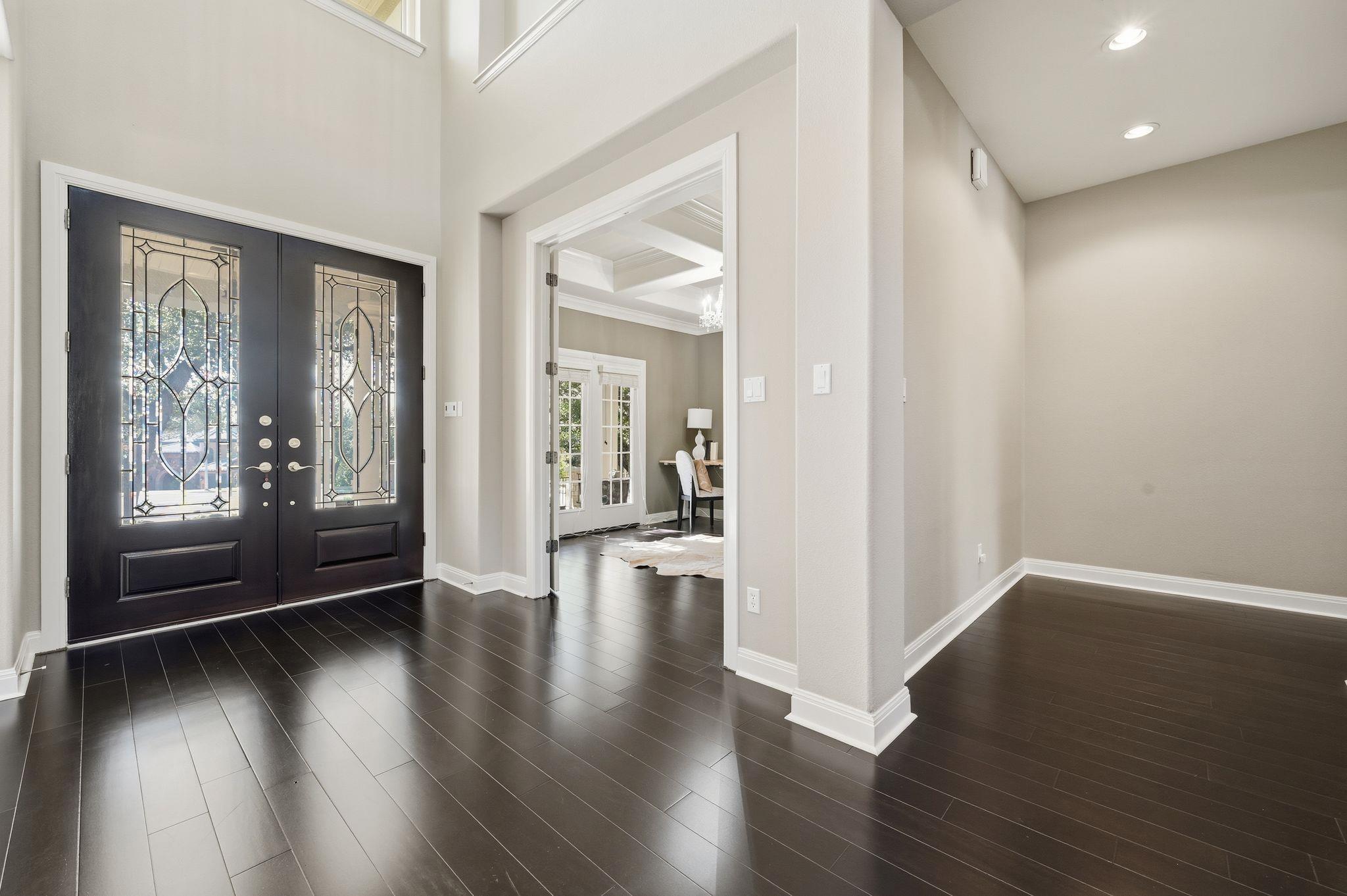 Image 4 of 40 For 9808 Tree Bend Cv