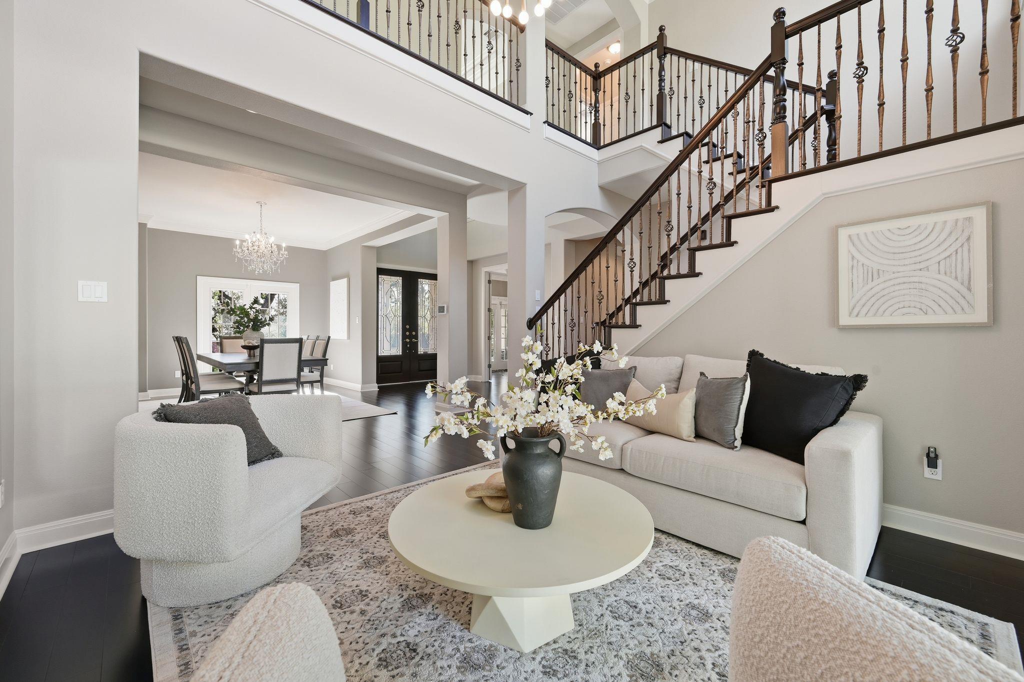 Image 8 of 40 For 9808 Tree Bend Cv