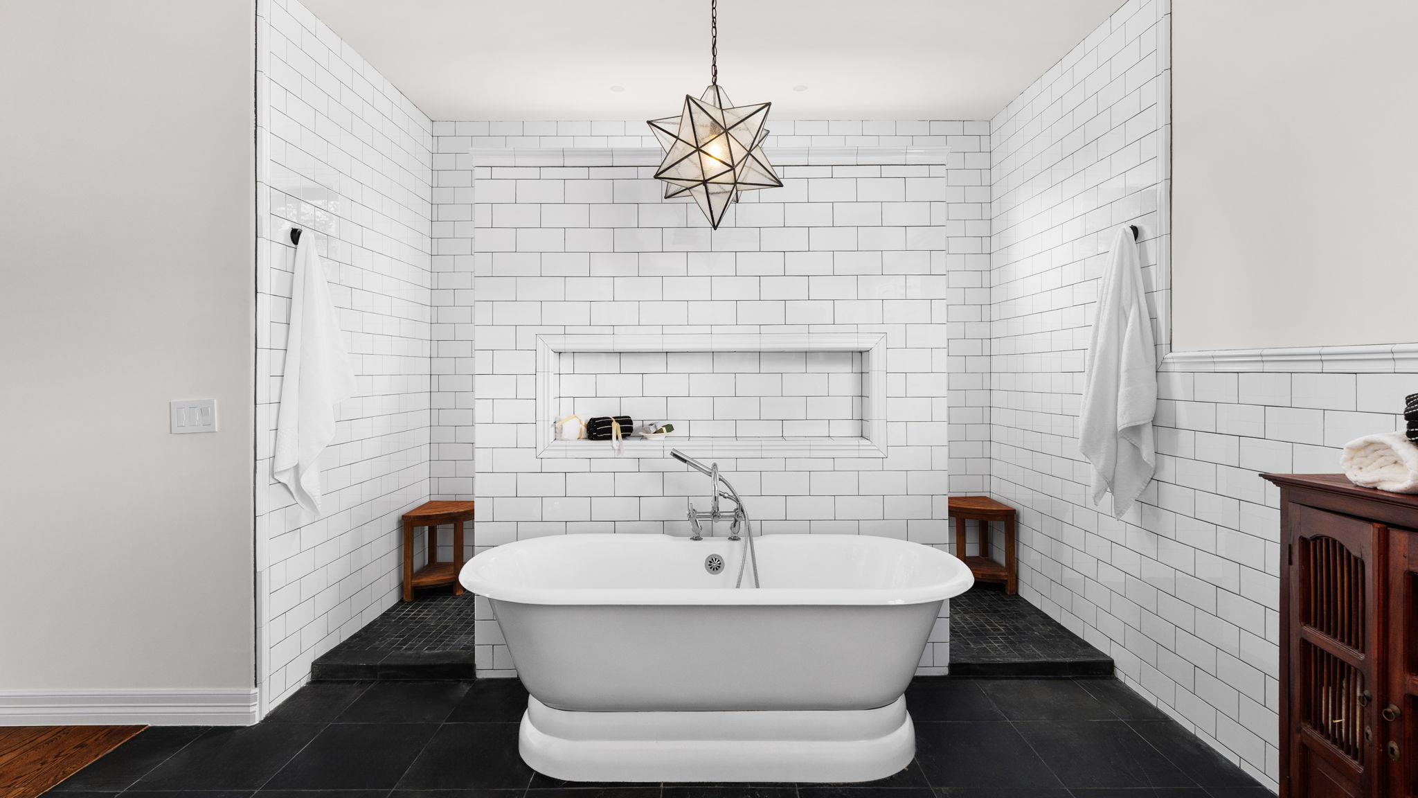 Image 21 of 40 For 148 Trailmaster Cir