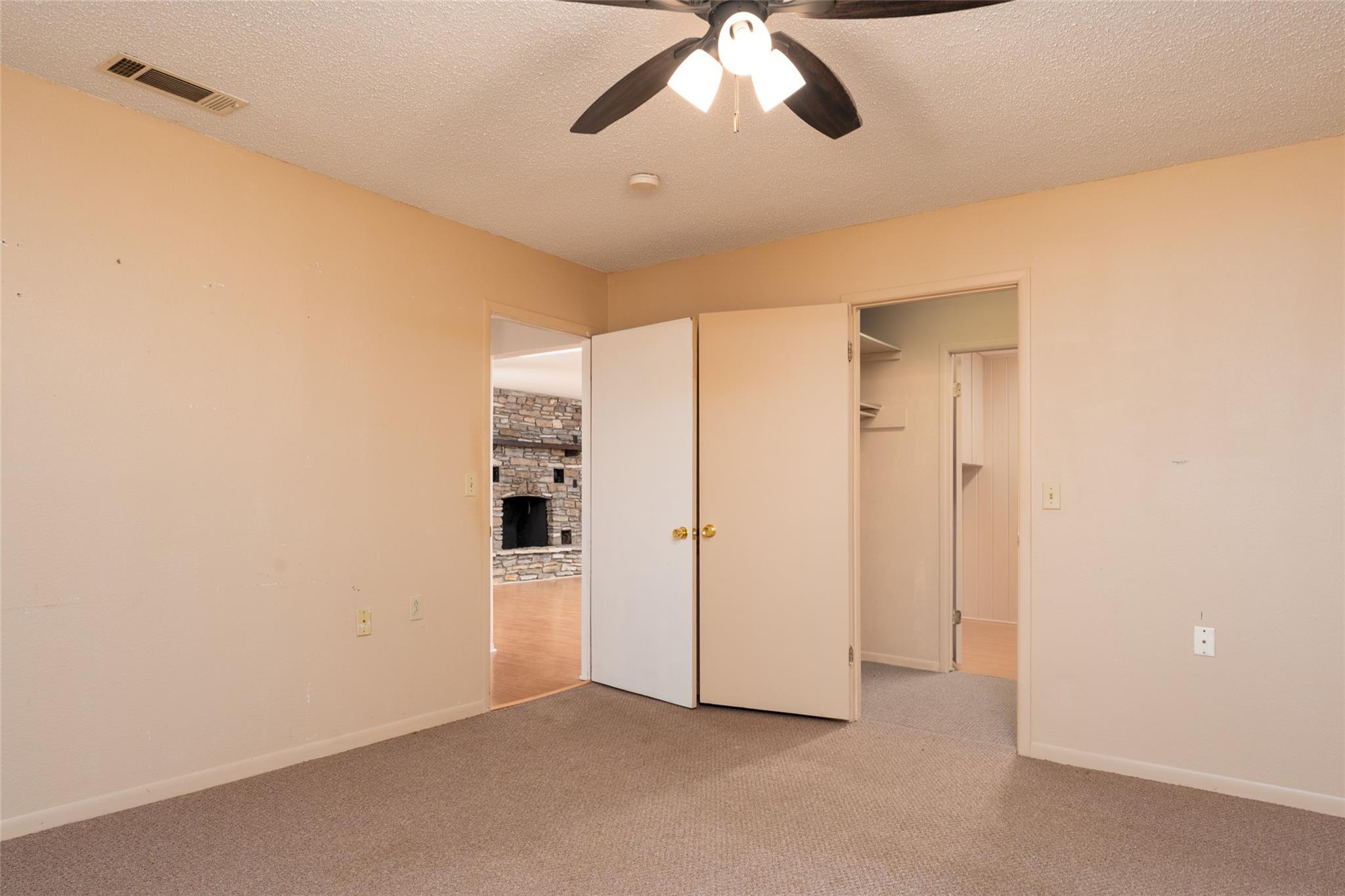 Image 10 of 30 For 600 Cypress St