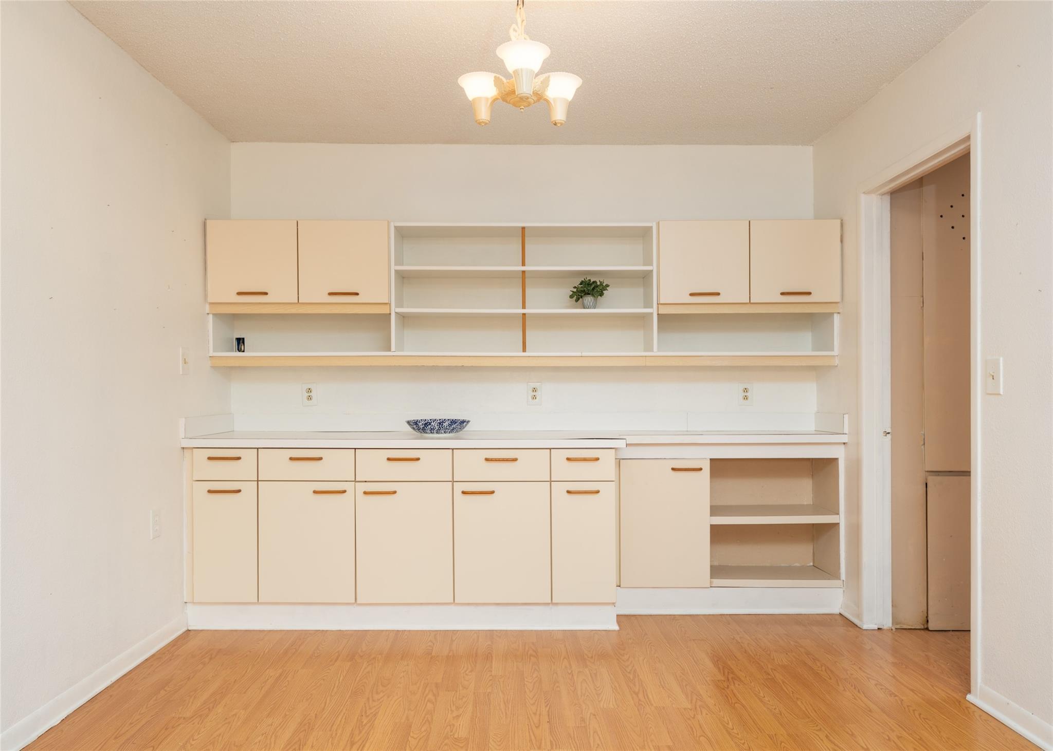 Image 14 of 30 For 600 Cypress St