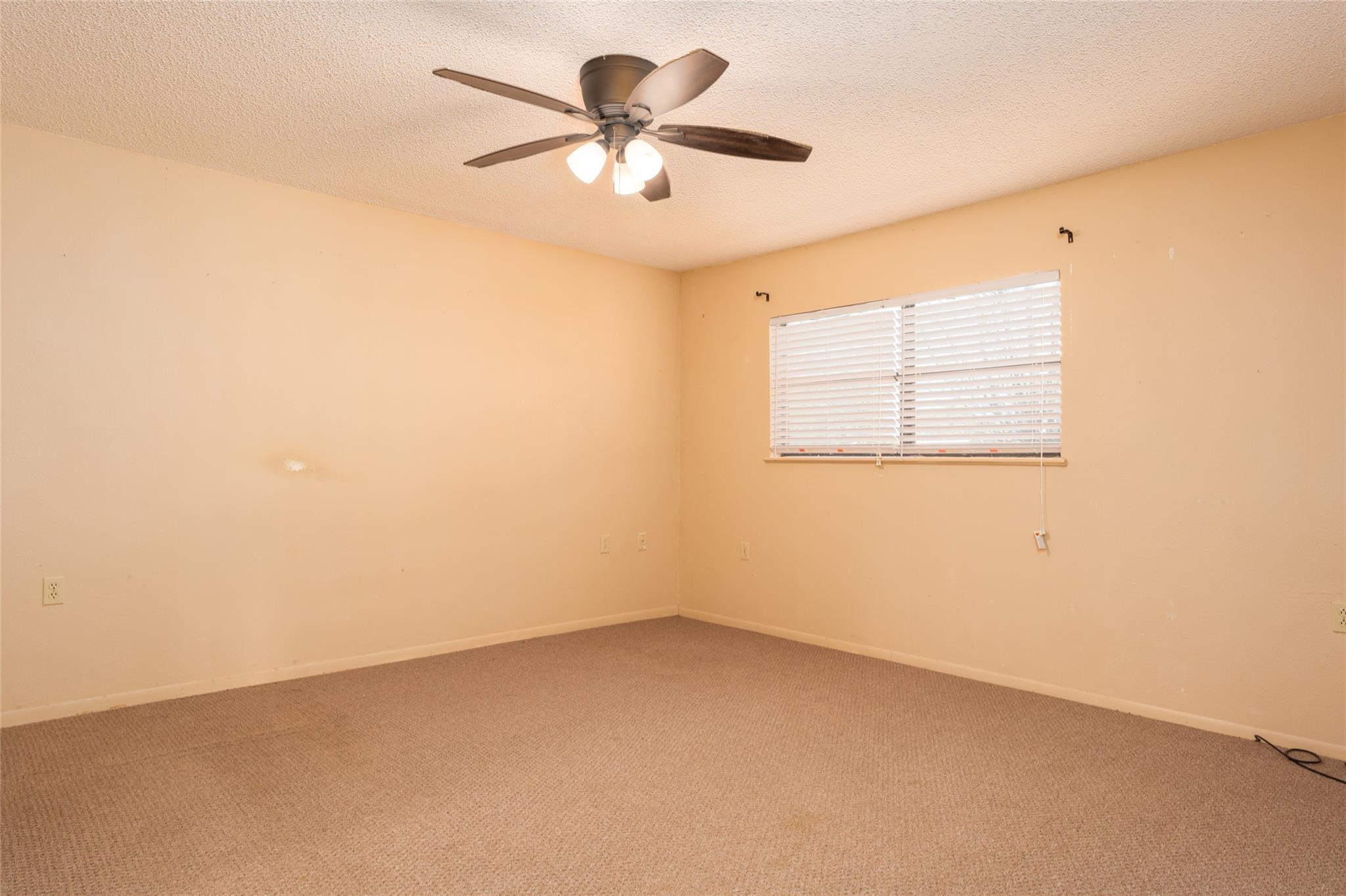 Image 9 of 30 For 600 Cypress St