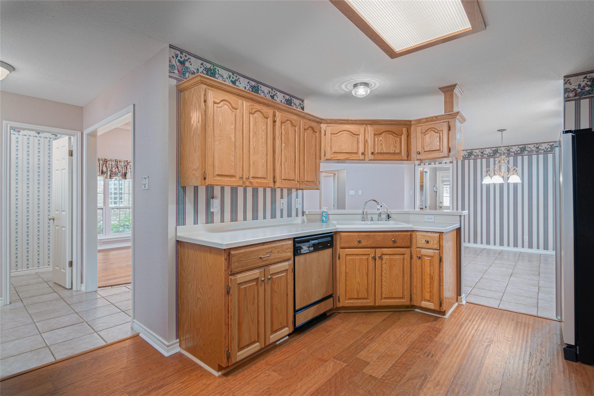 Image 16 of 40 For 668 Sagewood Pkwy