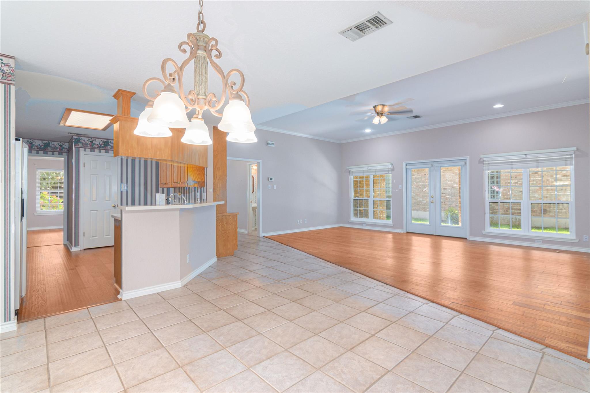 Image 22 of 40 For 668 Sagewood Pkwy