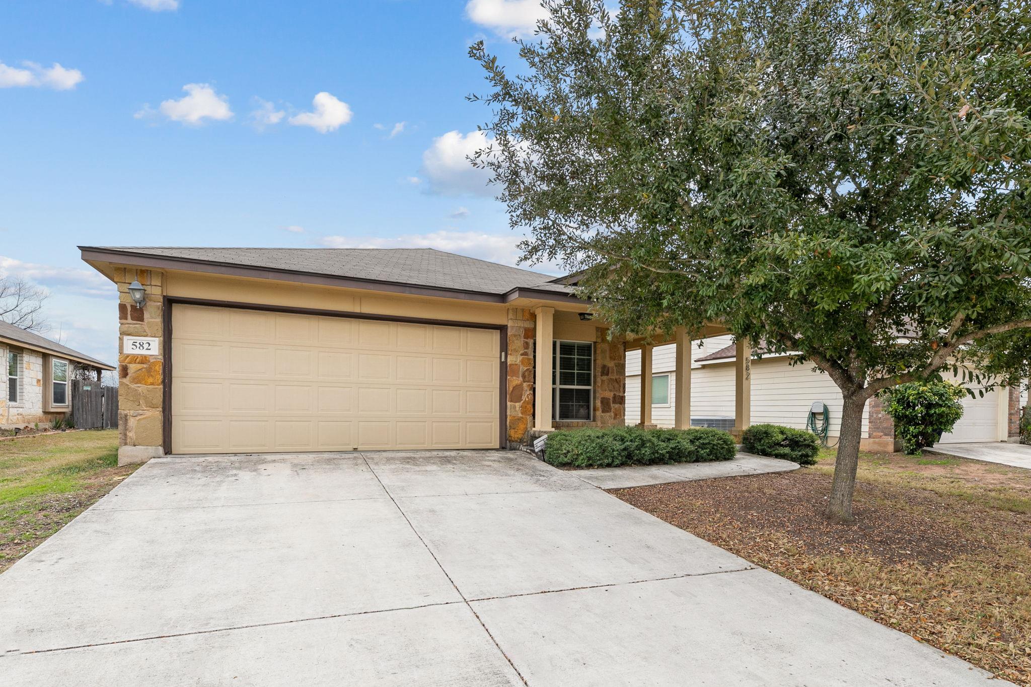 Details for 582 Briggs Dr, New Braunfels, TX 78130