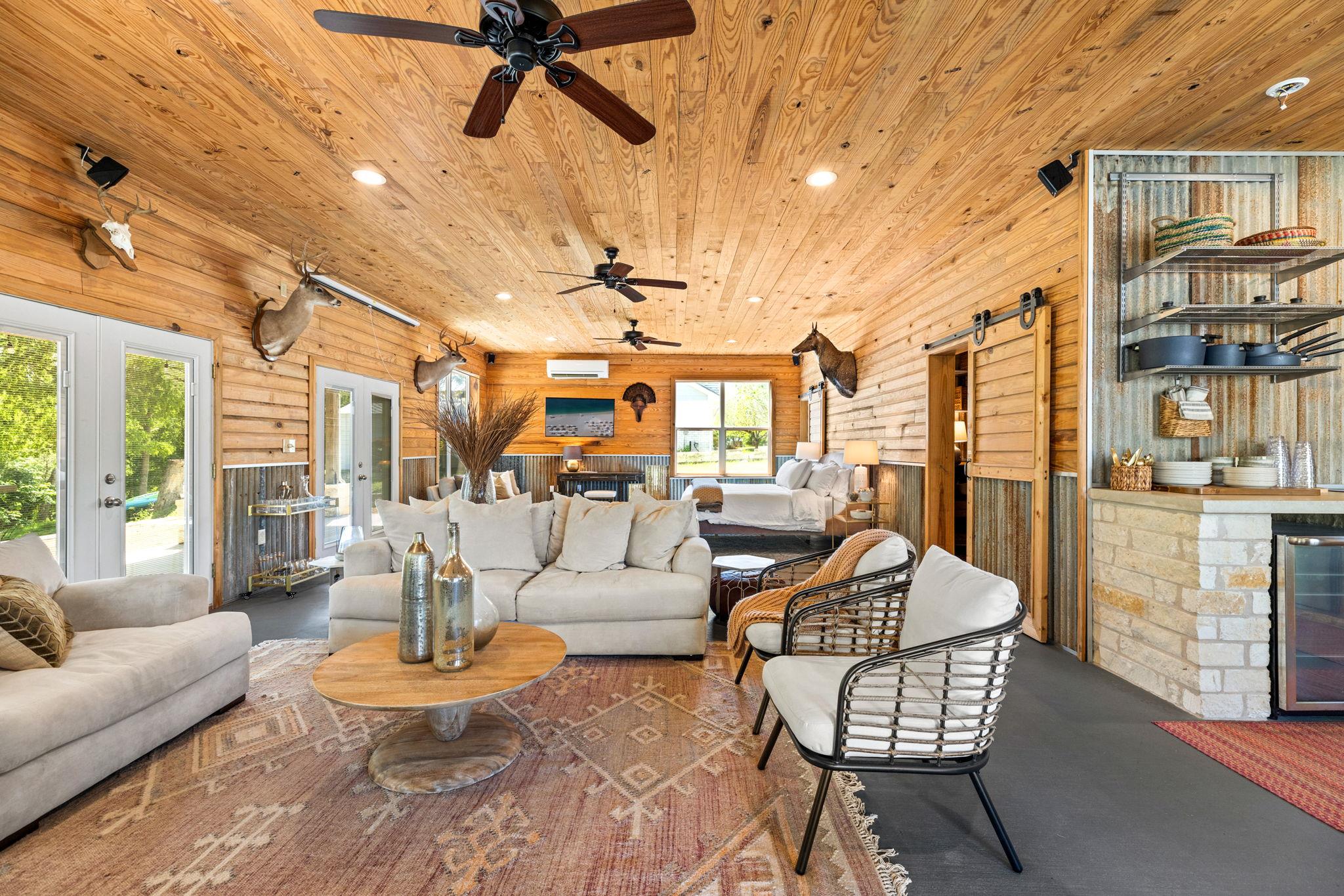 Image 32 of 40 For 326 Red Bird Ln