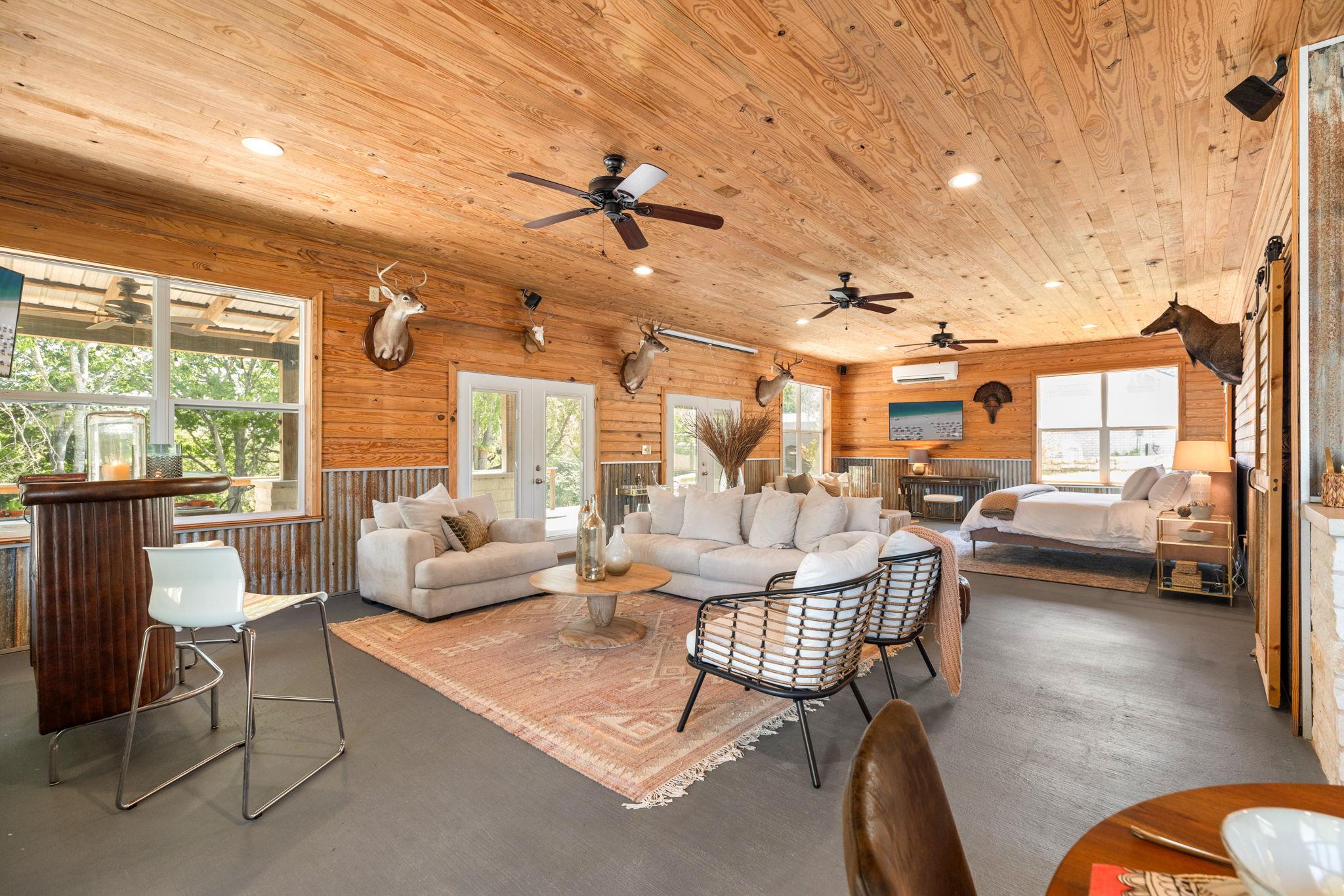 Image 33 of 40 For 326 Red Bird Ln