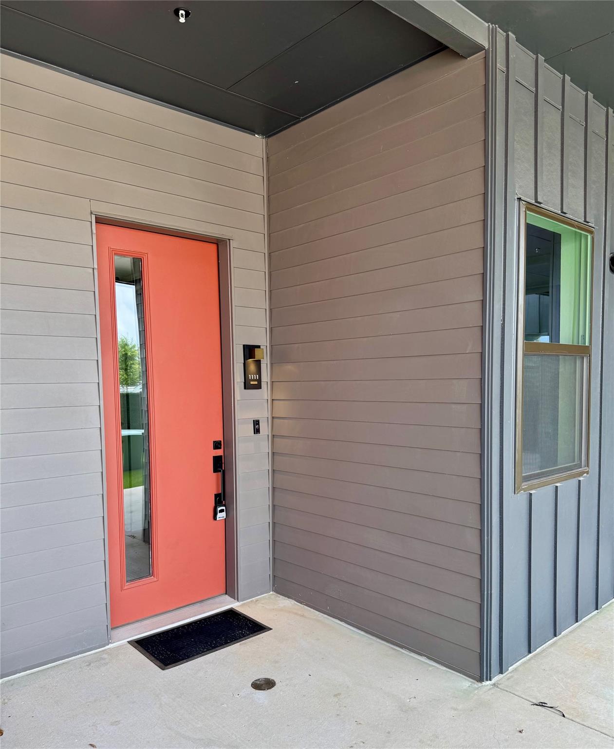 Image 2 of 20 For 2165 Gabriels Pl 1111