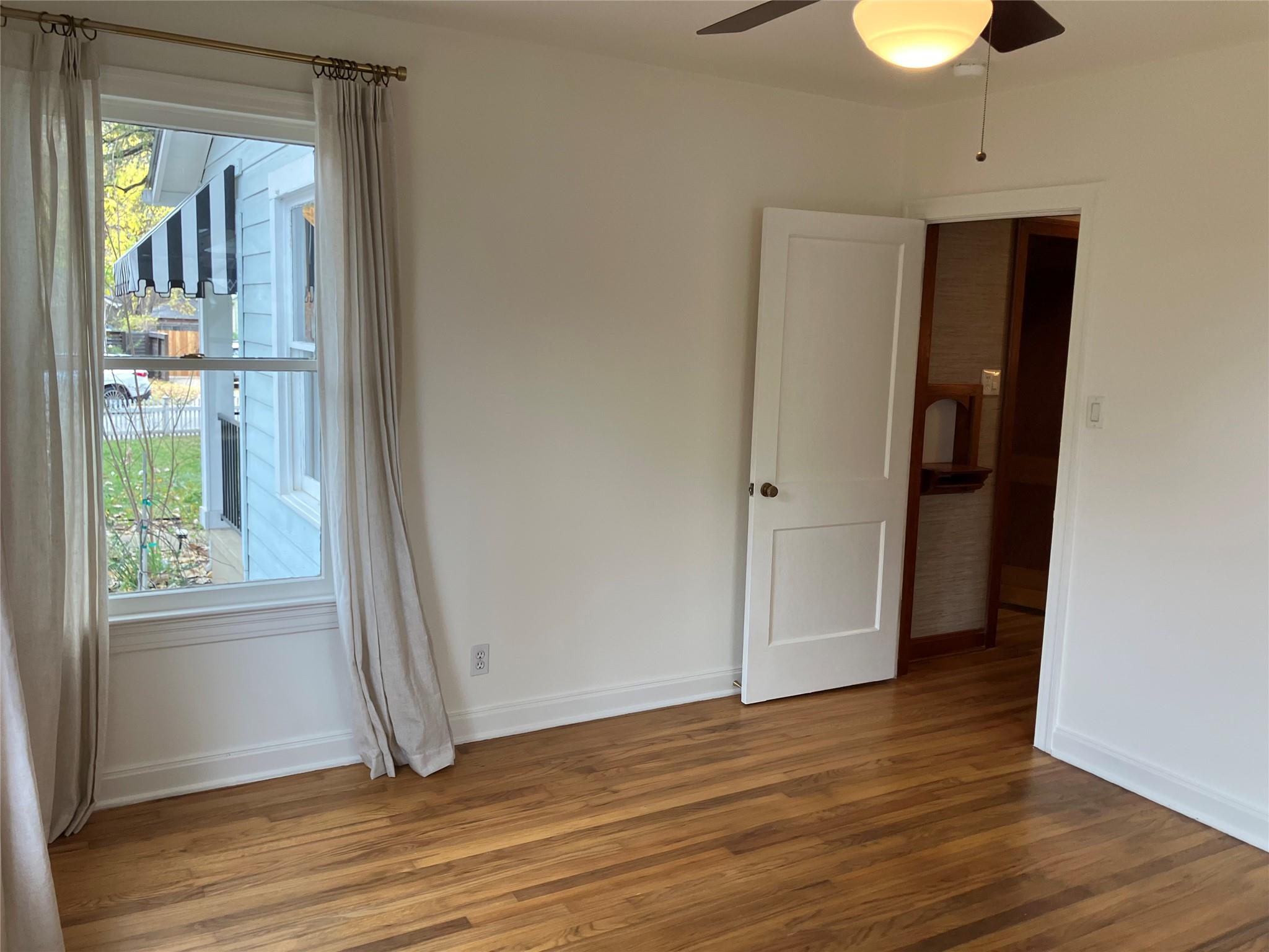 Image 15 of 40 For 1916 39th St