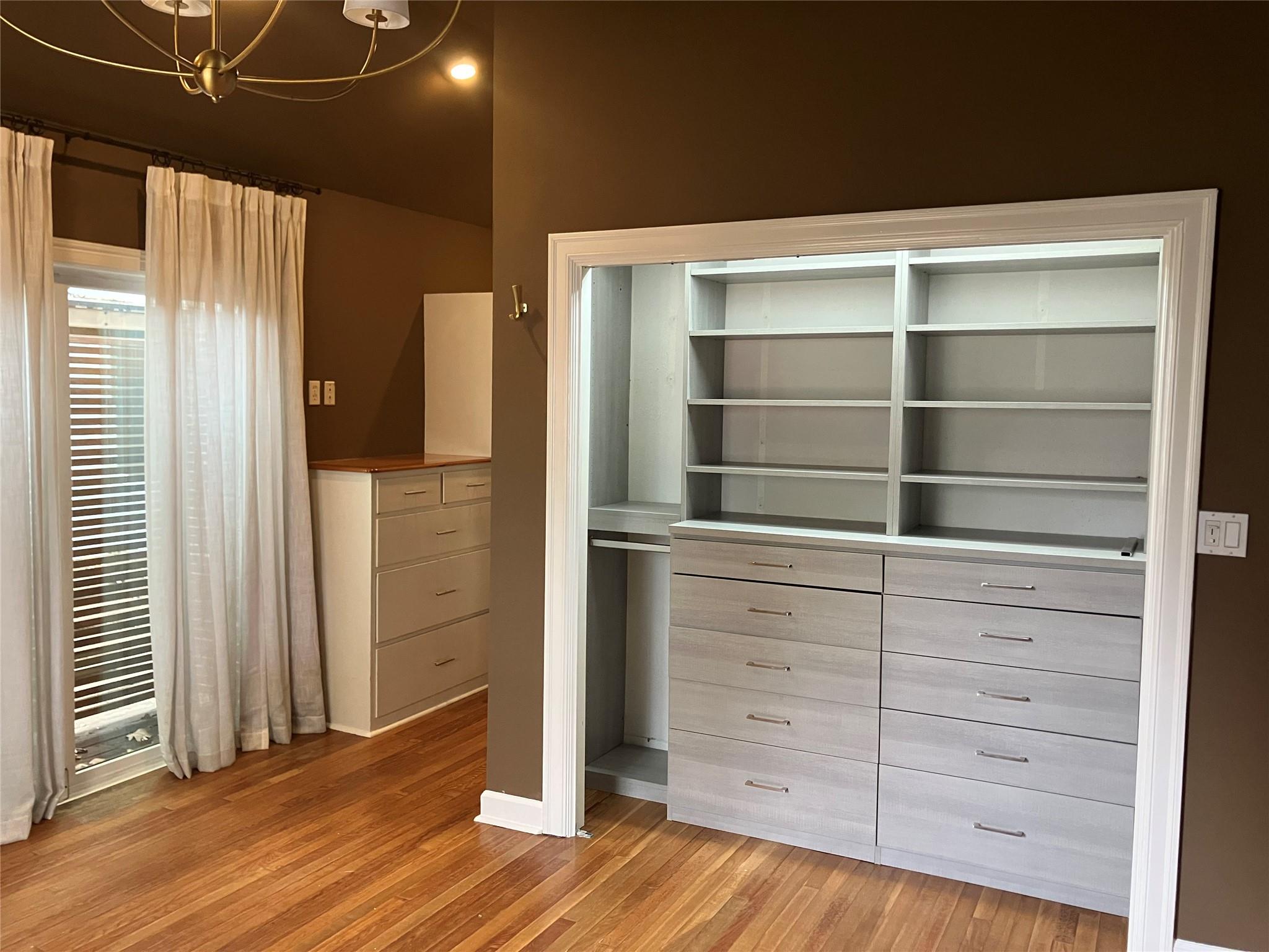 Image 18 of 40 For 1916 39th St