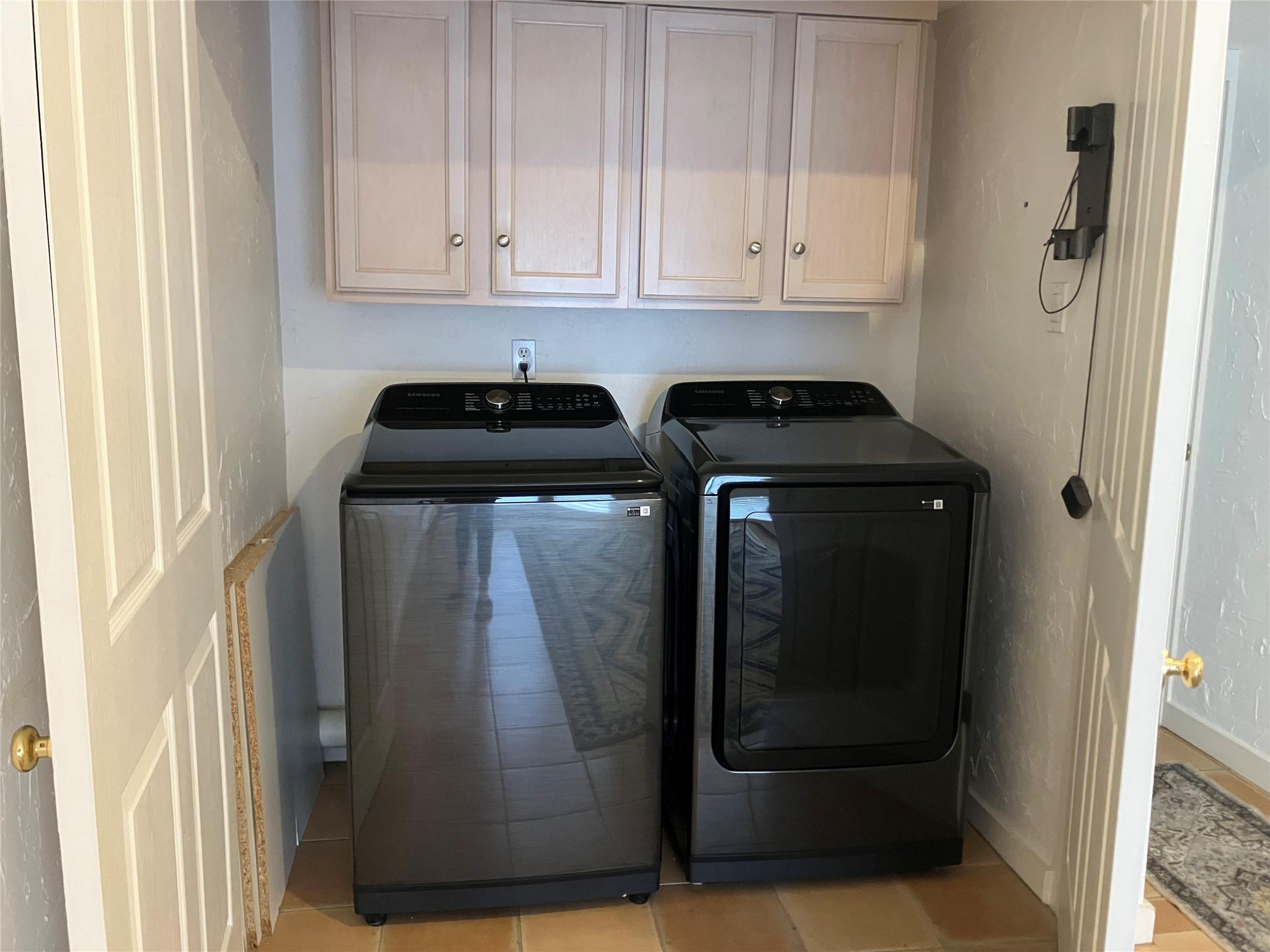 Image 27 of 40 For 1916 39th St